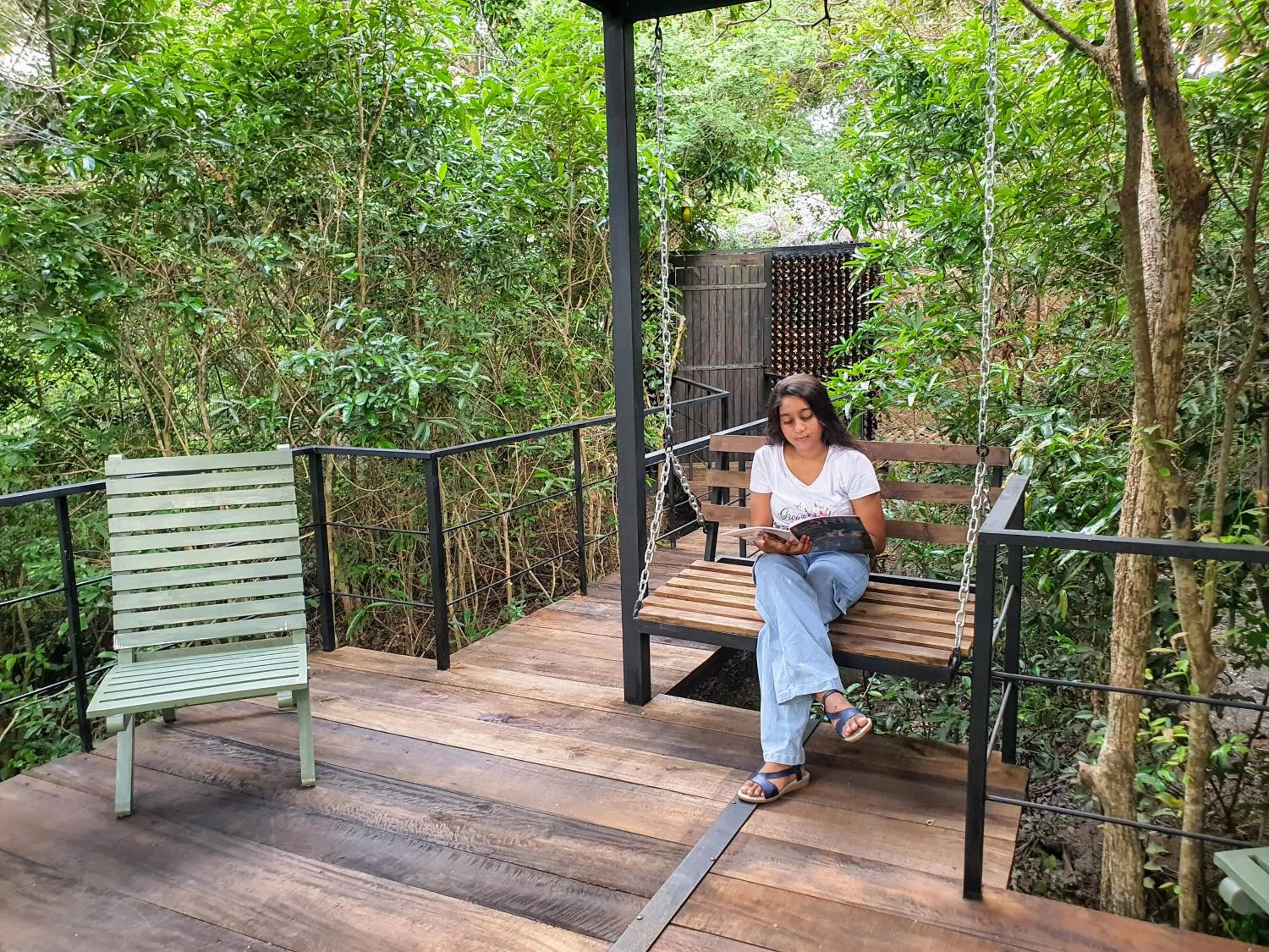 The Backwaters Lodge