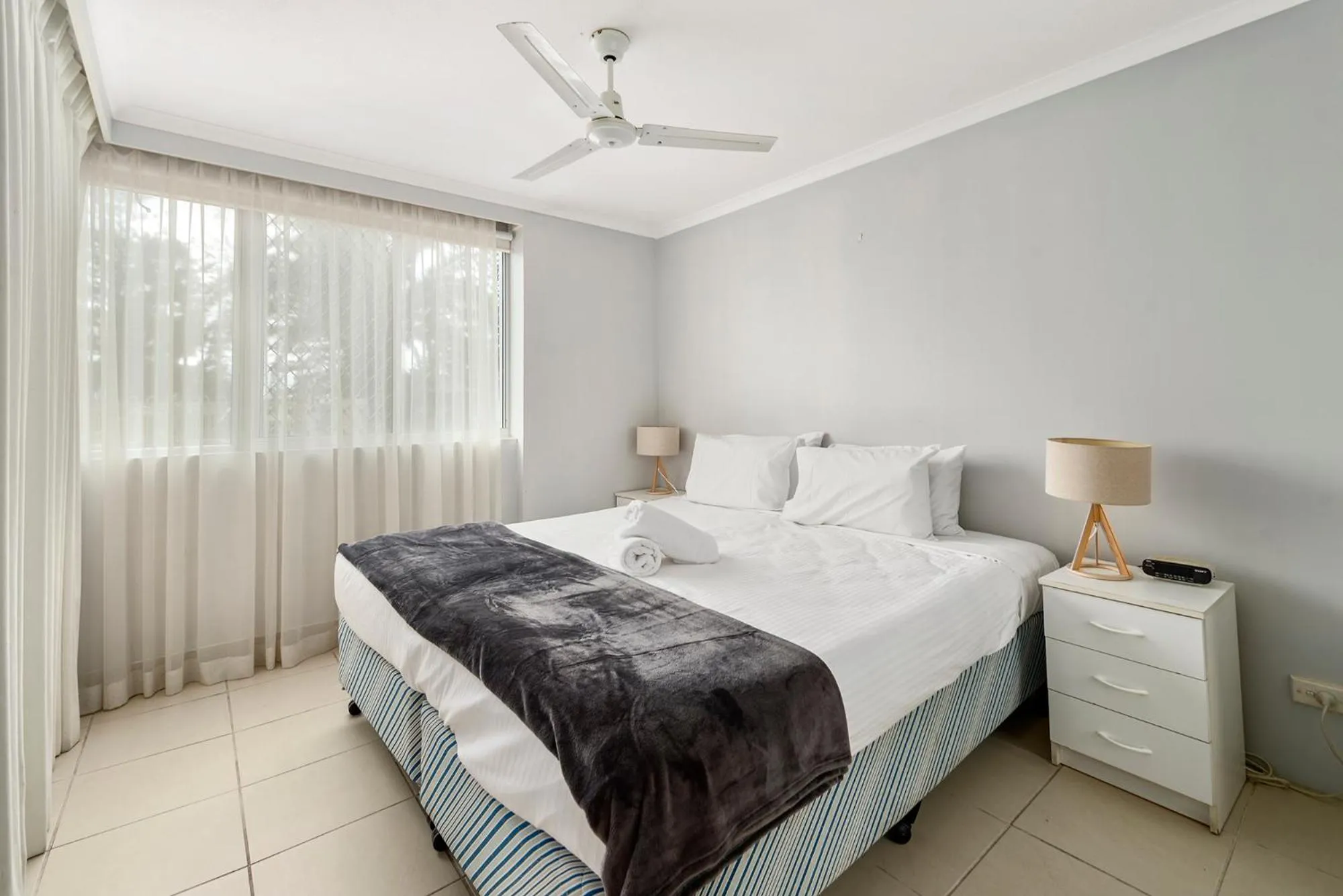 Bed in Sandpiper Broadbeach