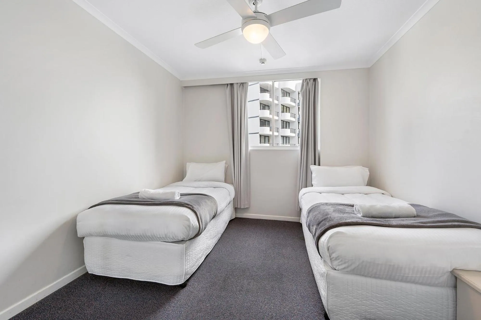 Bed in Sandpiper Broadbeach