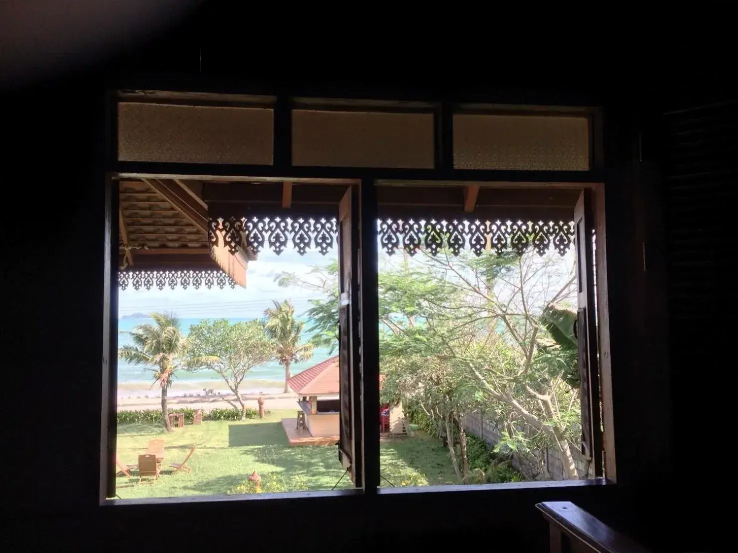 Garden view in Ruen Thai Rim Haad Garden view in Ruen Thai Rim Haad