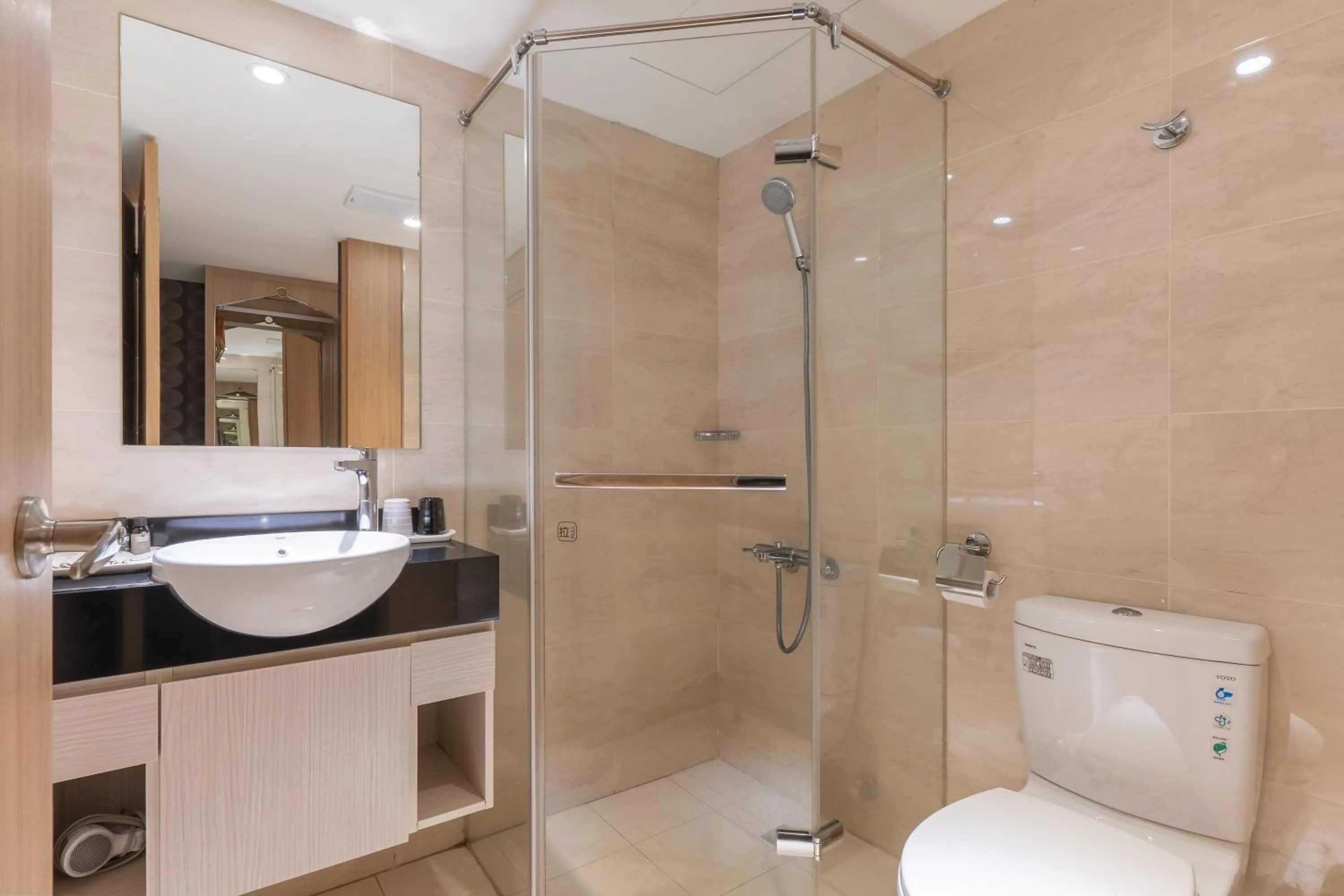 Bathroom in Guide Hotel Taipei Fuxing North