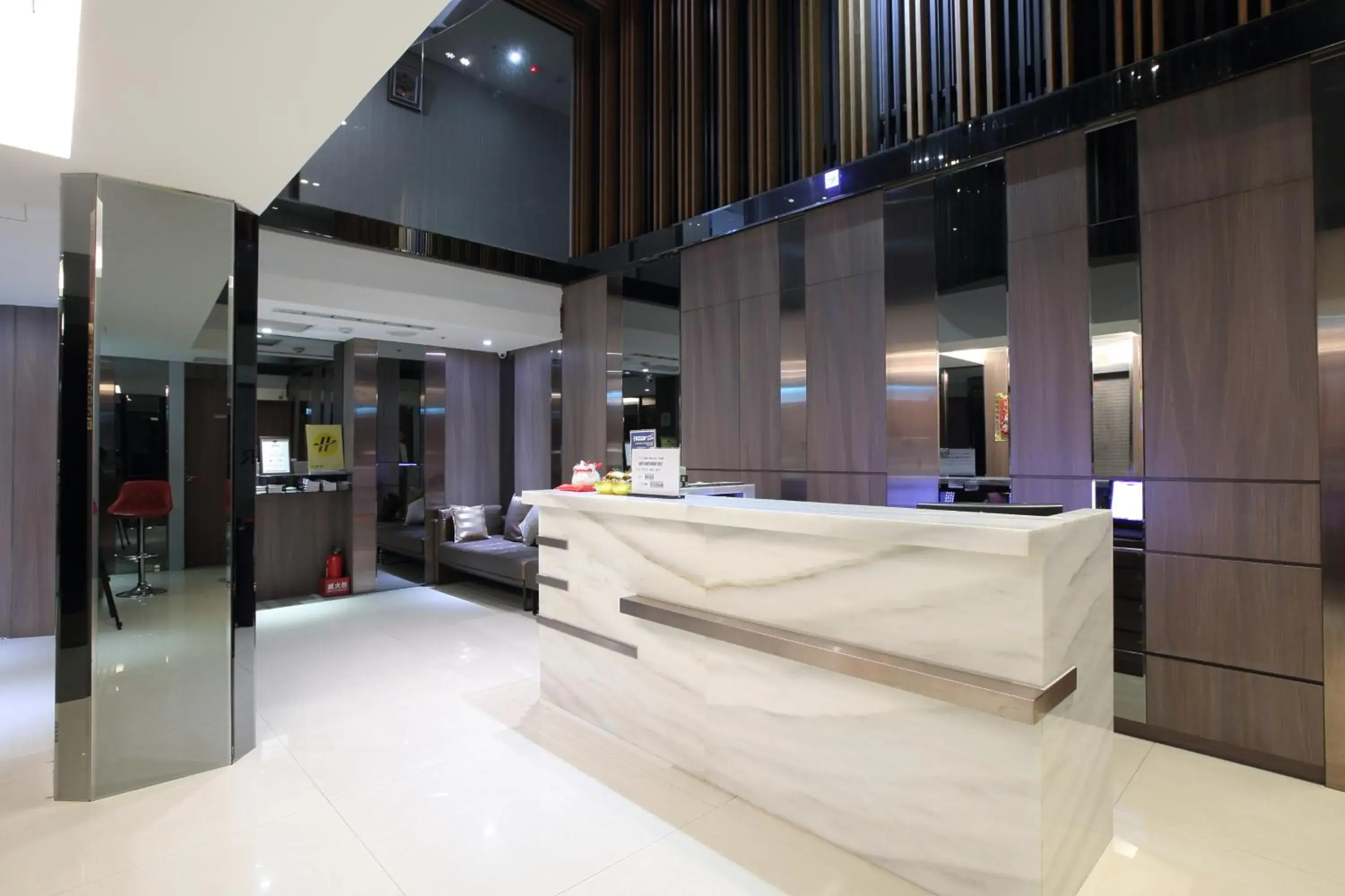 Lobby or reception in Guide Hotel Taipei Fuxing North Lobby or reception in Guide Hotel Taipei Fuxing North