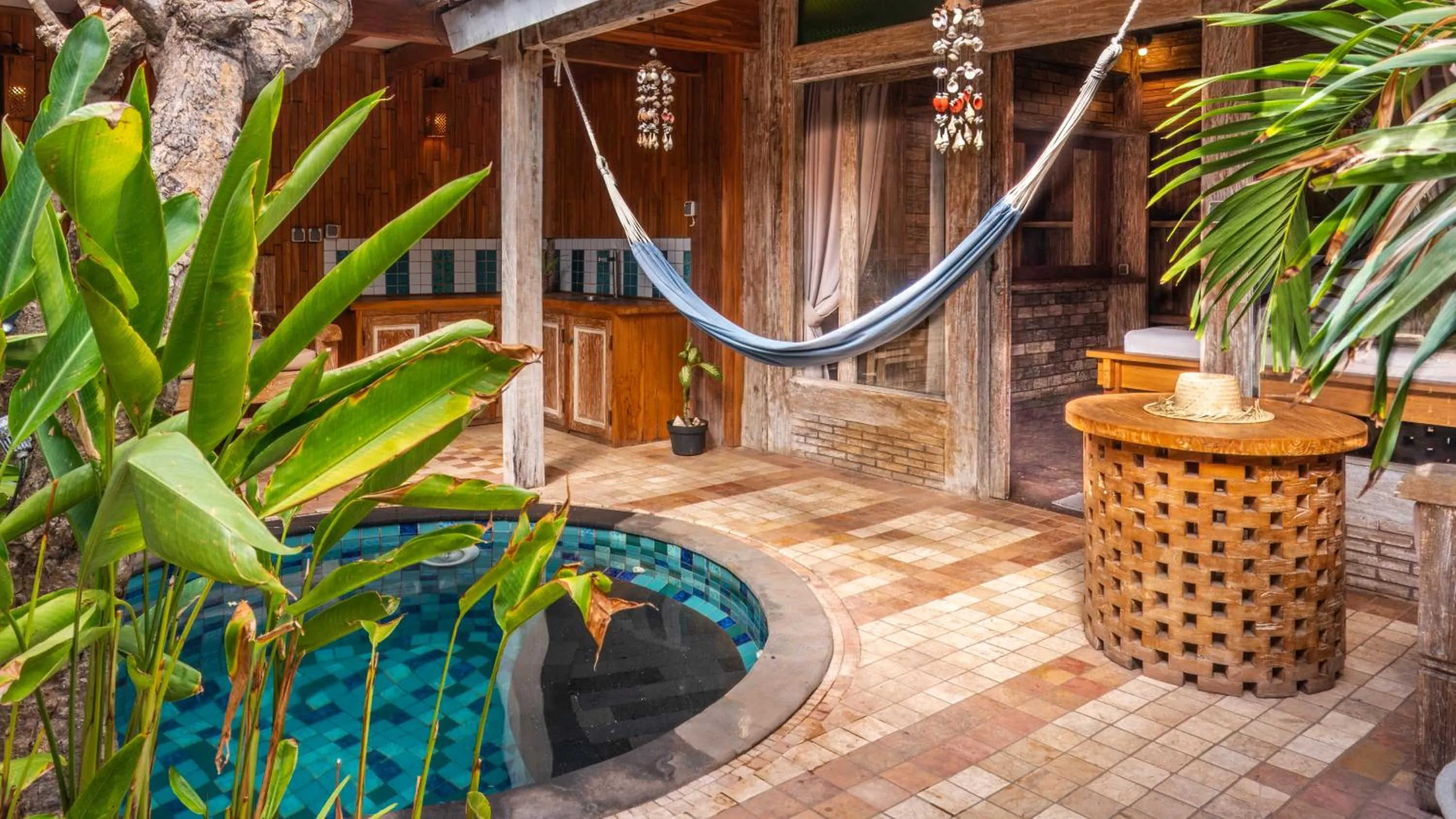 Patio in Jawa House Private Villas