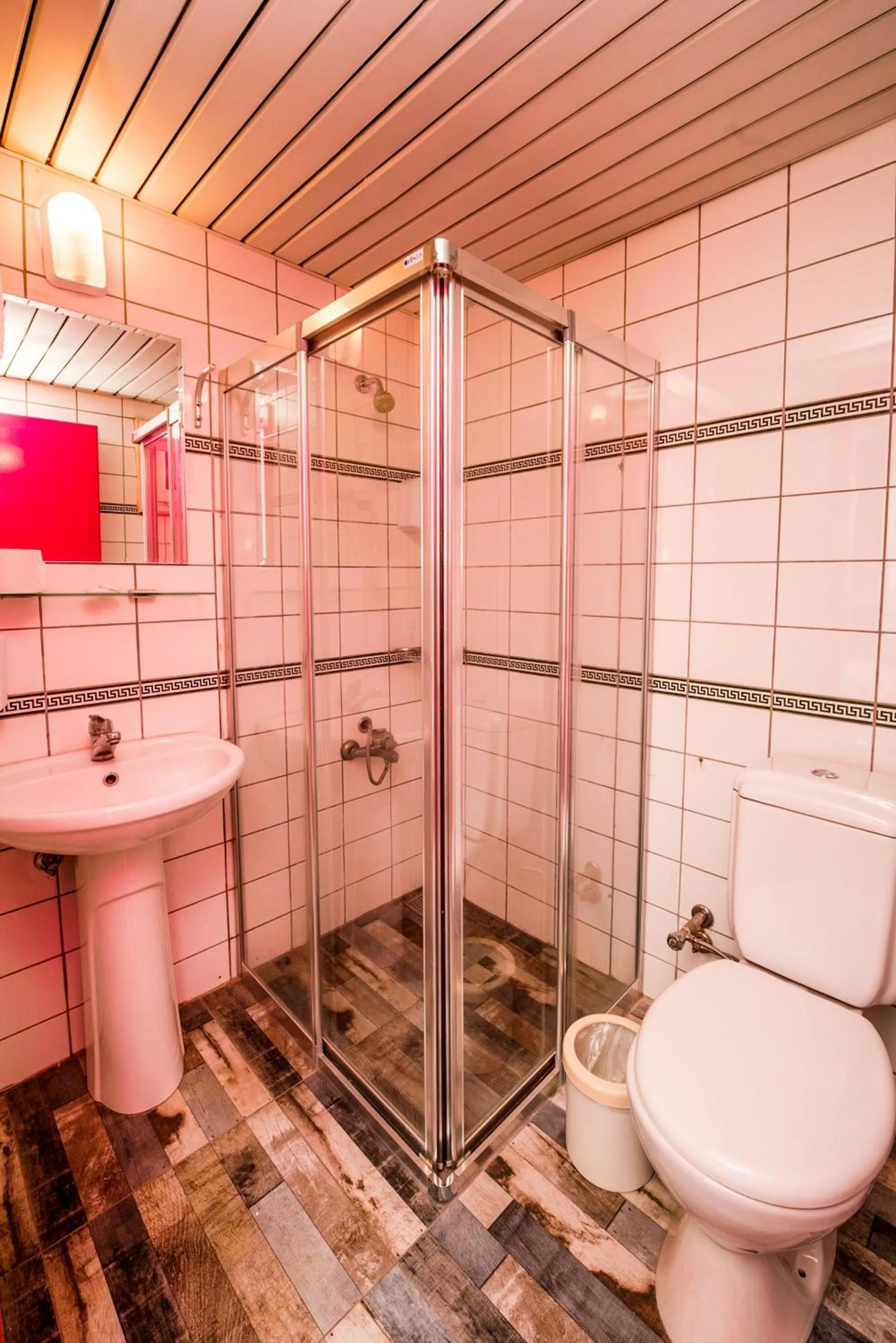 Bathroom in Mera Park Hotel