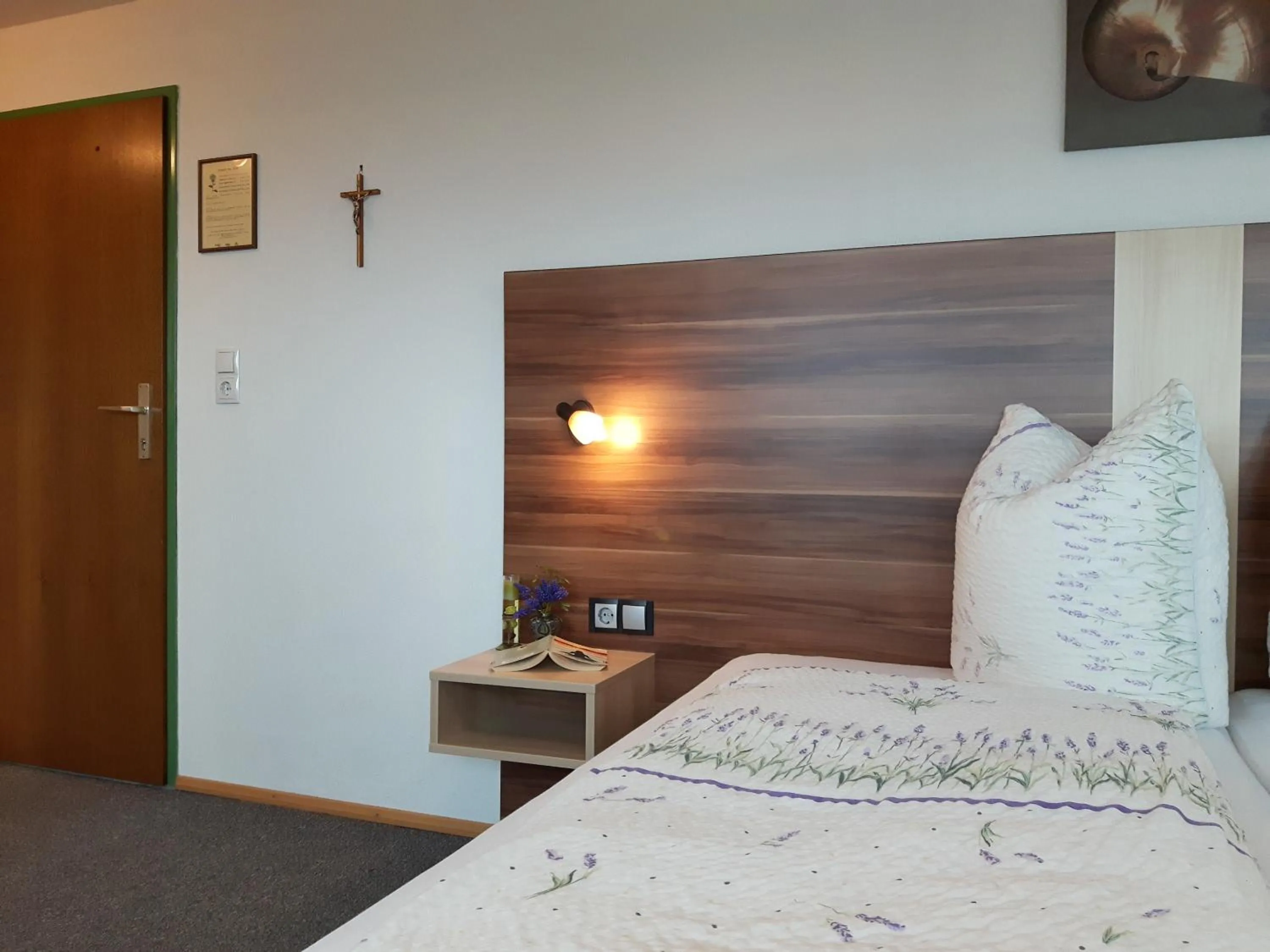 Bed in Appartements Glungezer