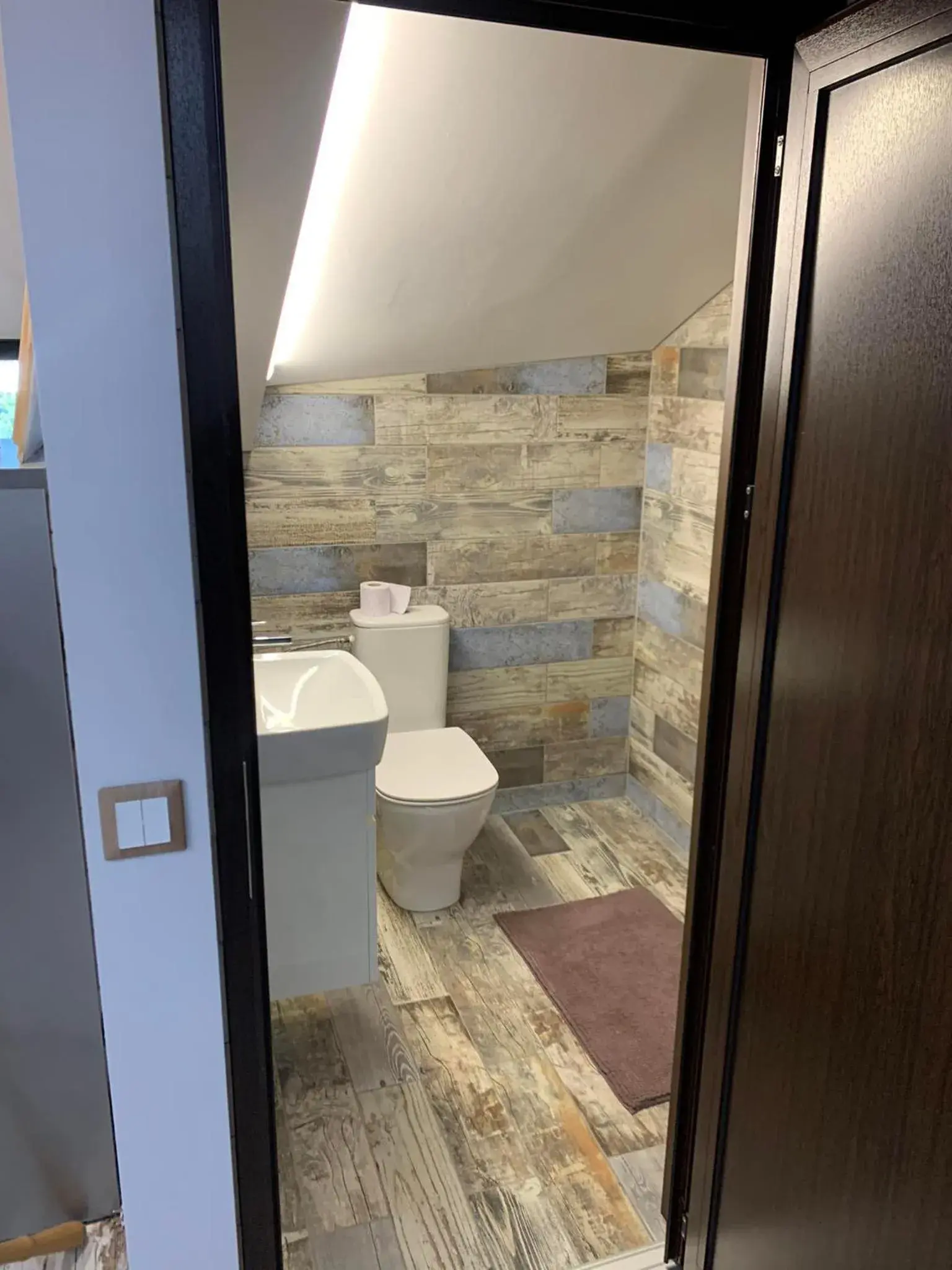 Deluxe Studio - single occupancy in Hotel Stambolov Deluxe Studio - single occupancy in Hotel Stambolov