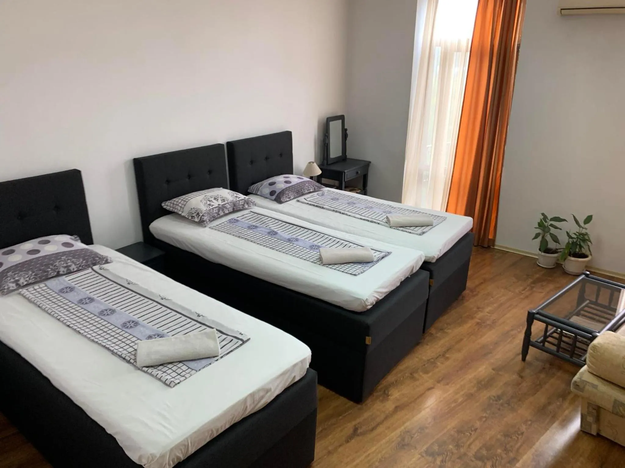 Three-Bedroom Apartment in Hotel Stambolov