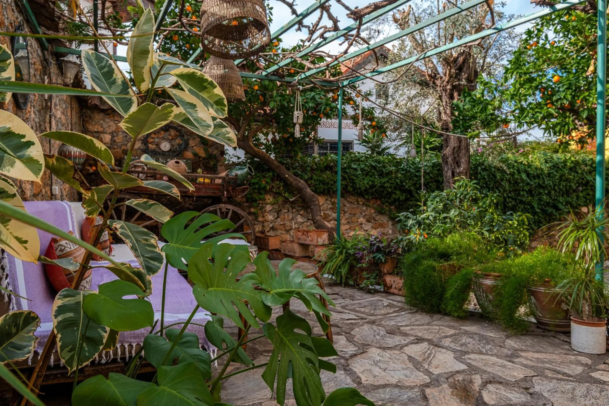 Property building in Villa Tulipan