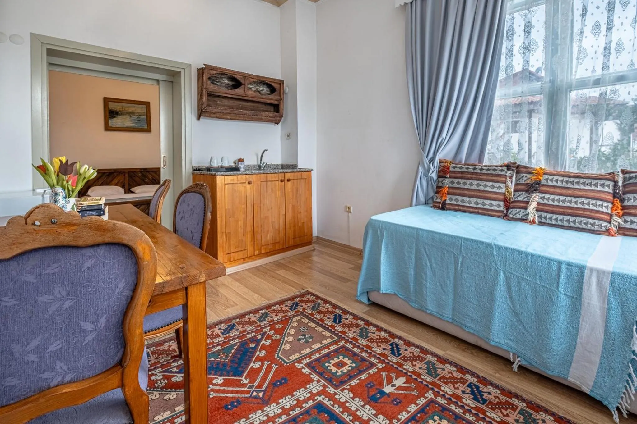 Photo of the whole room, Bed in Villa Tulipan