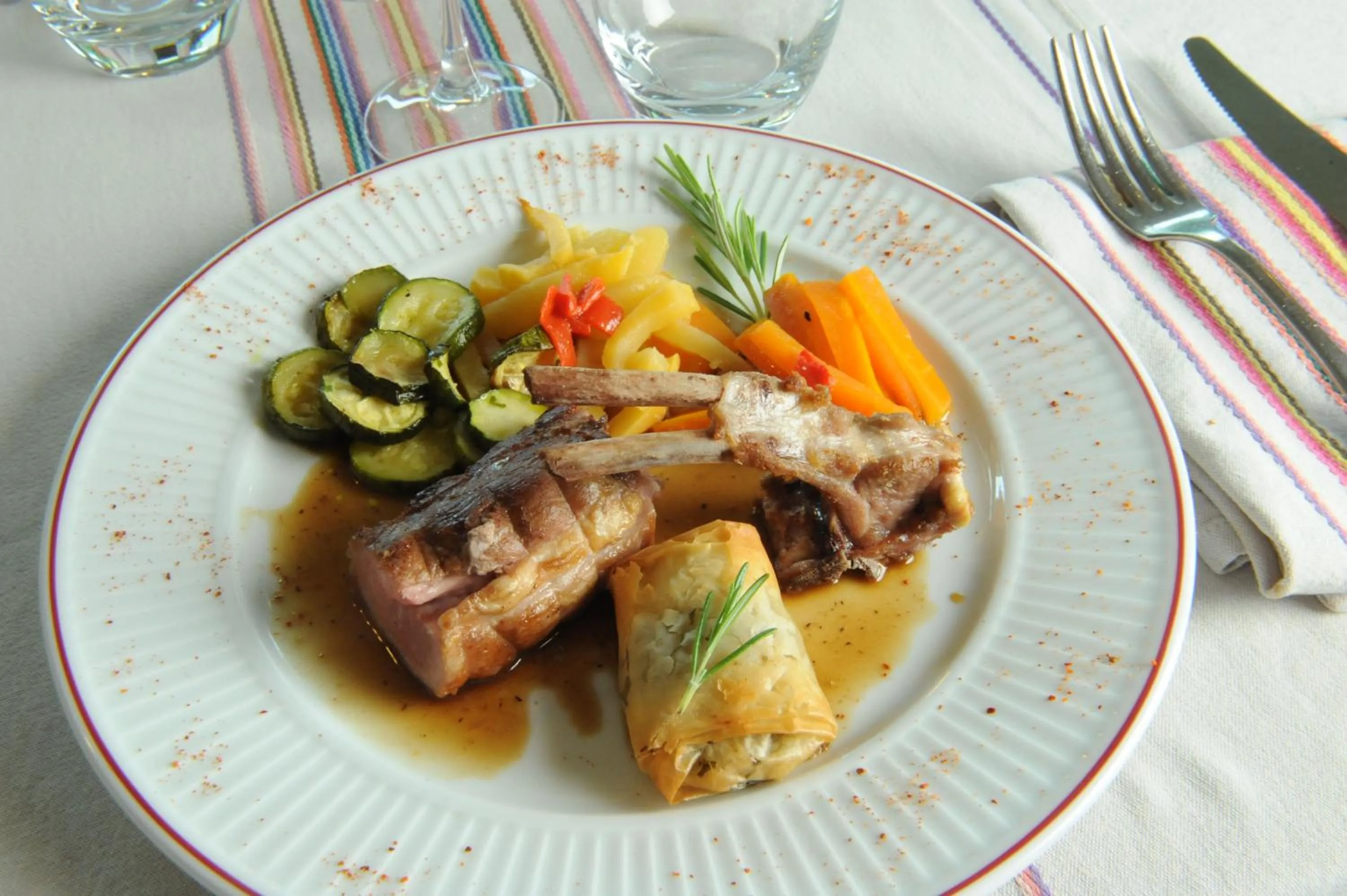 Restaurant/places to eat in Logis Hotel Xoko-Goxoa