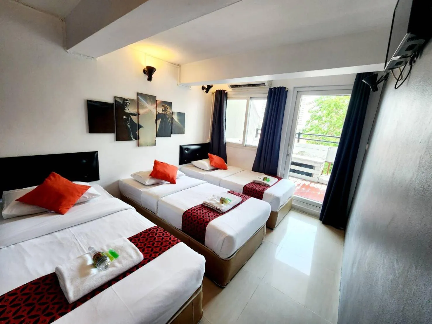 Bed in Khaosan Art Hotel