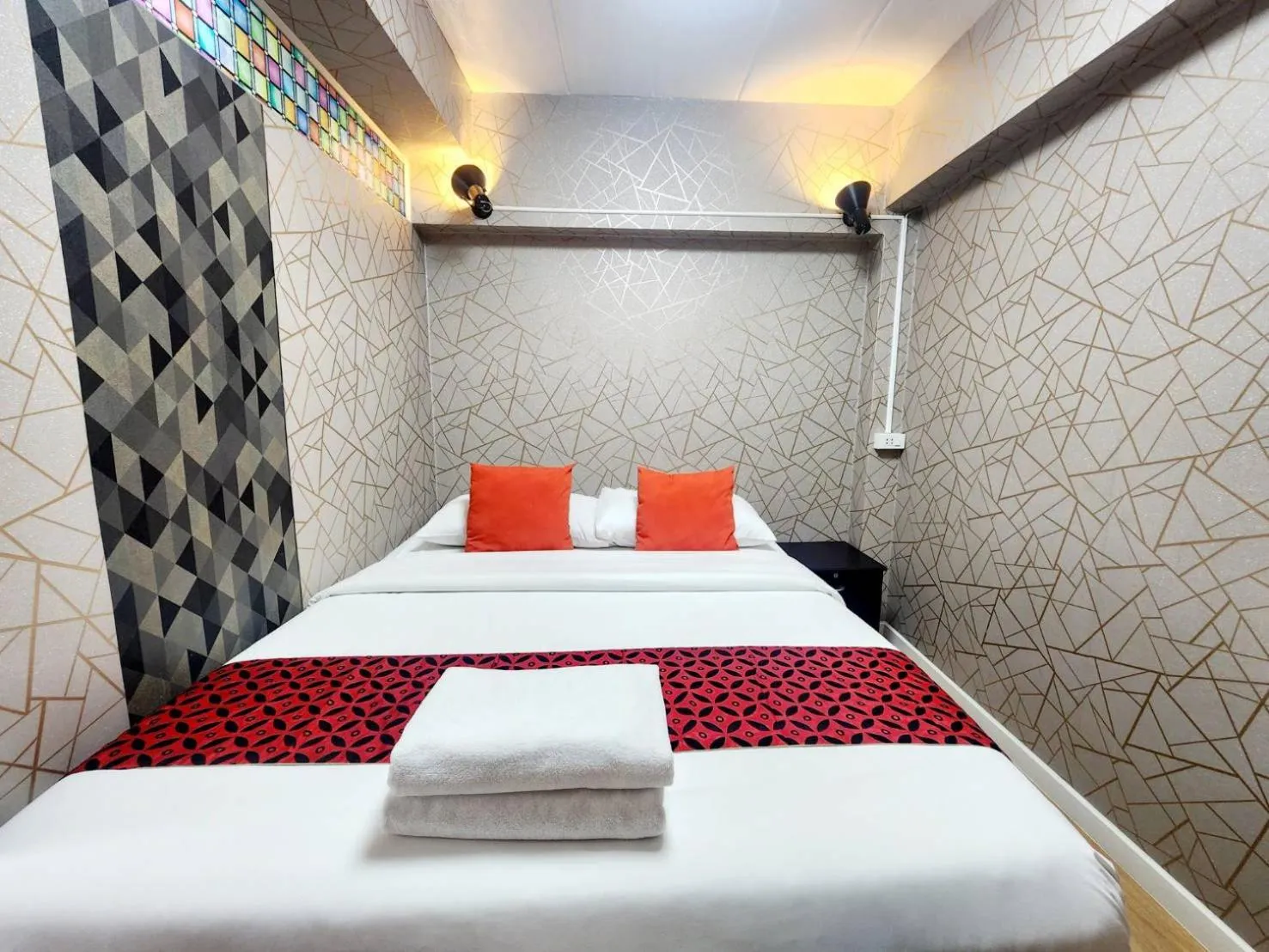 Bed in Khaosan Art Hotel