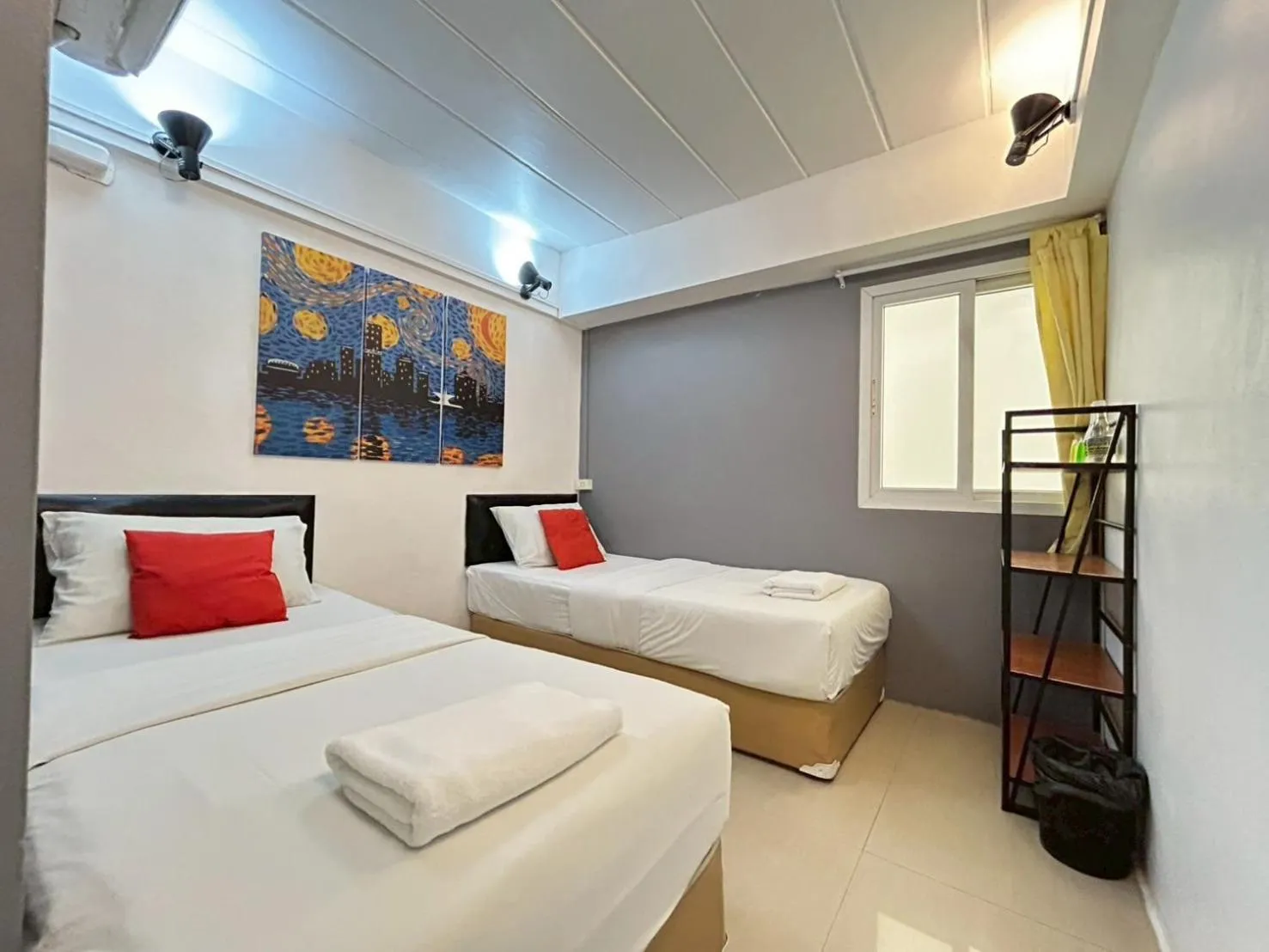 Bedroom, Bed in Khaosan Art Hotel