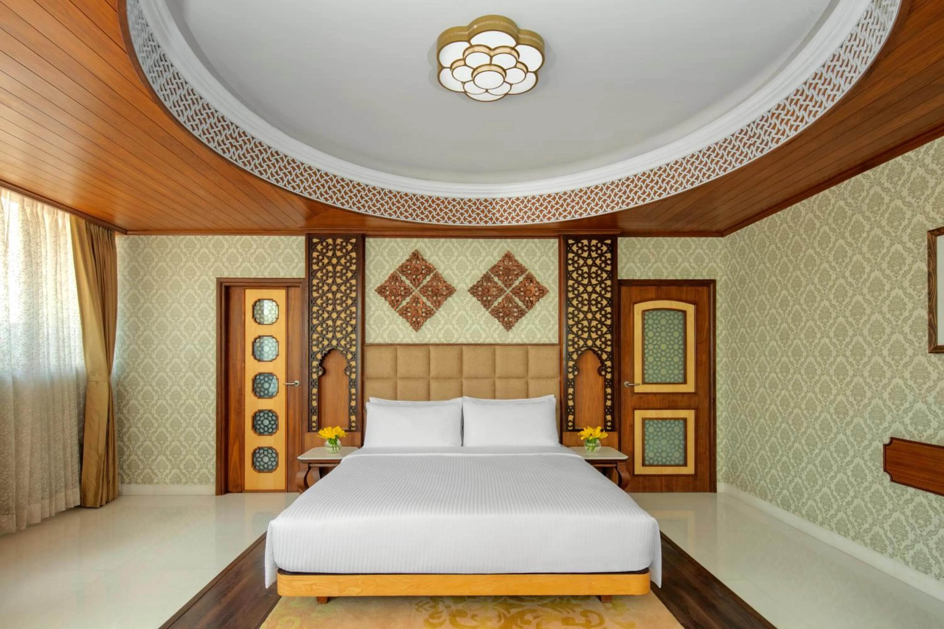Photo of the whole room, Bed in Radisson Jodhpur