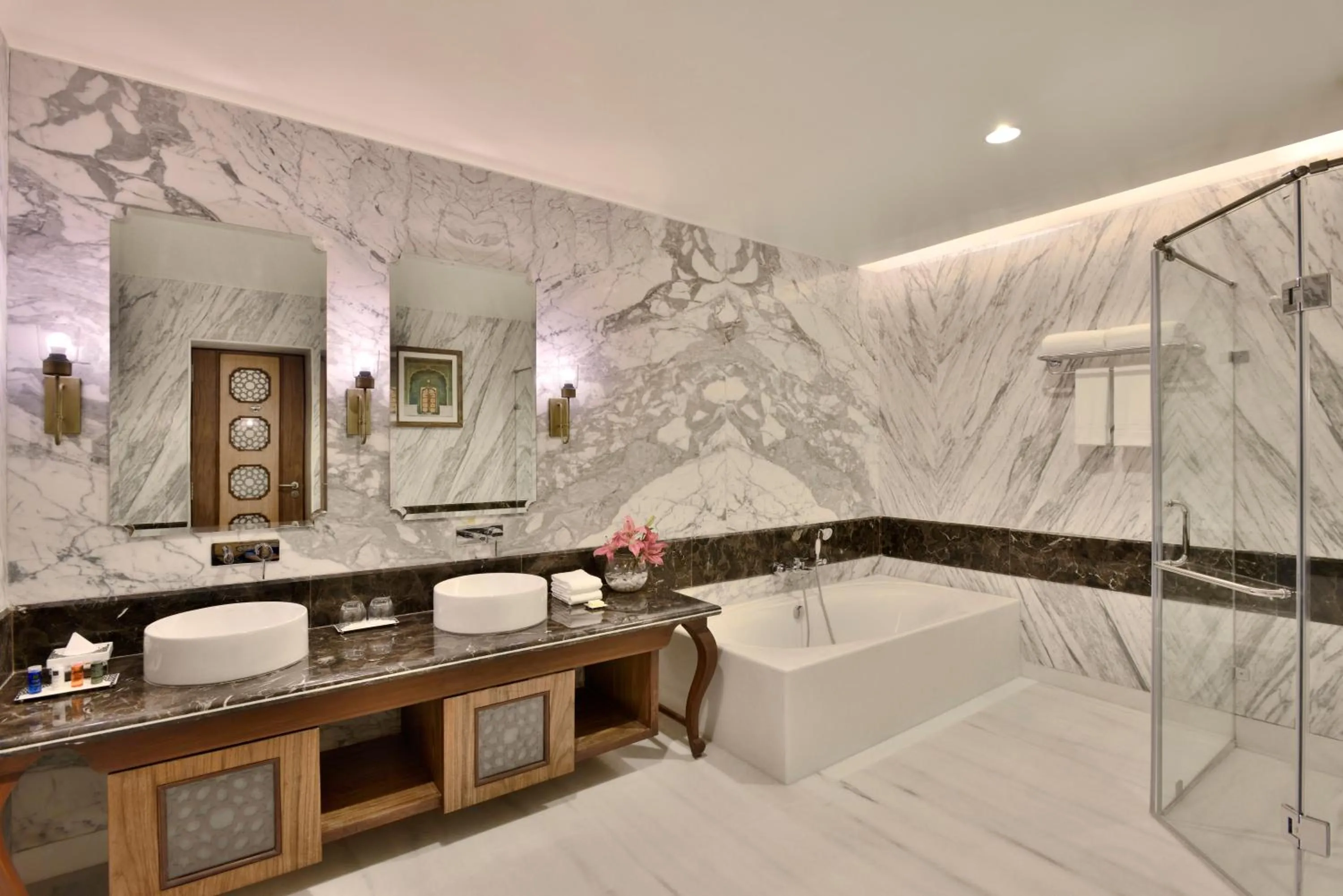 Toilet, Bed in Radisson Jodhpur