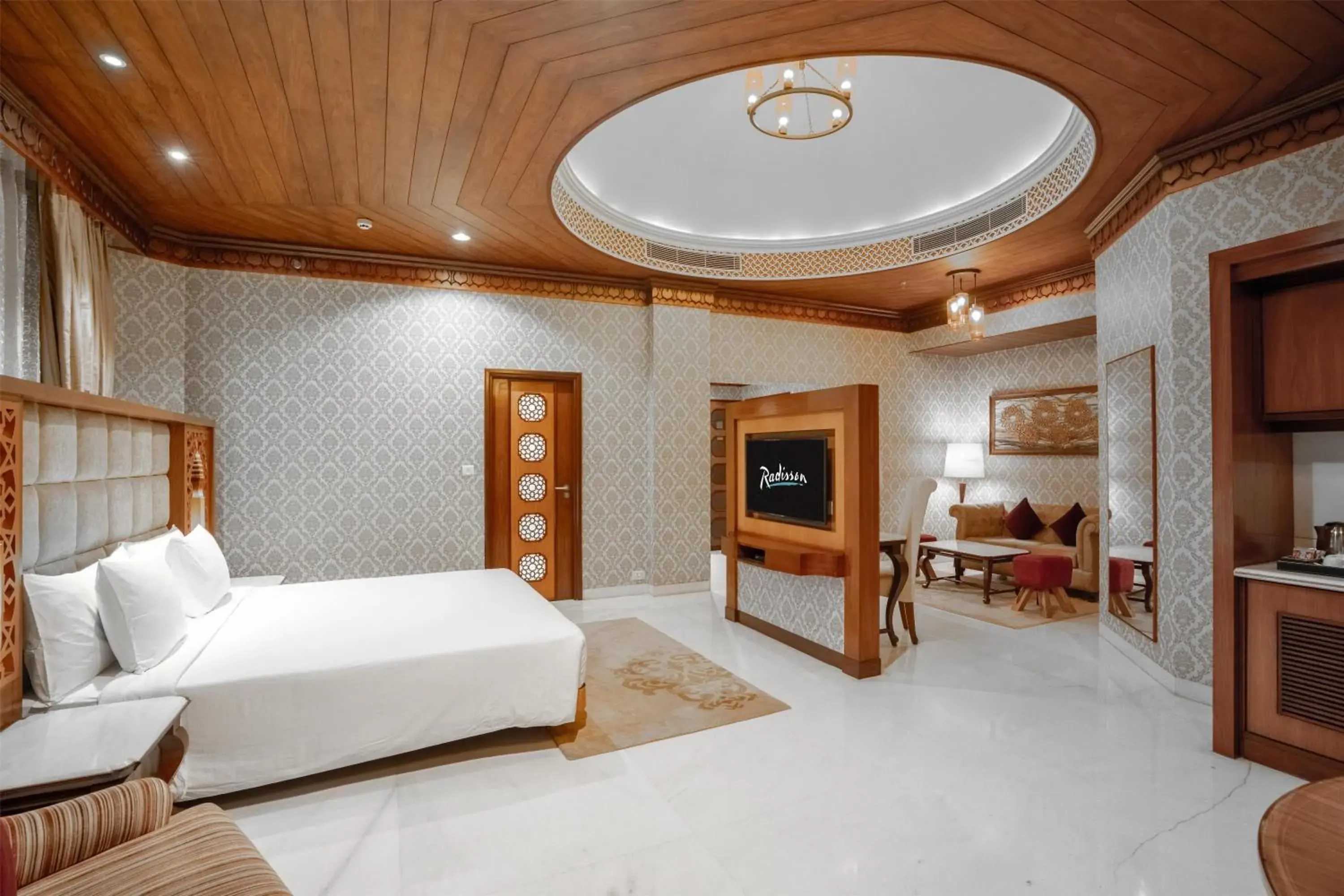 Photo of the whole room, Bed in Radisson Jodhpur Photo of the whole room, Bed in Radisson Jodhpur