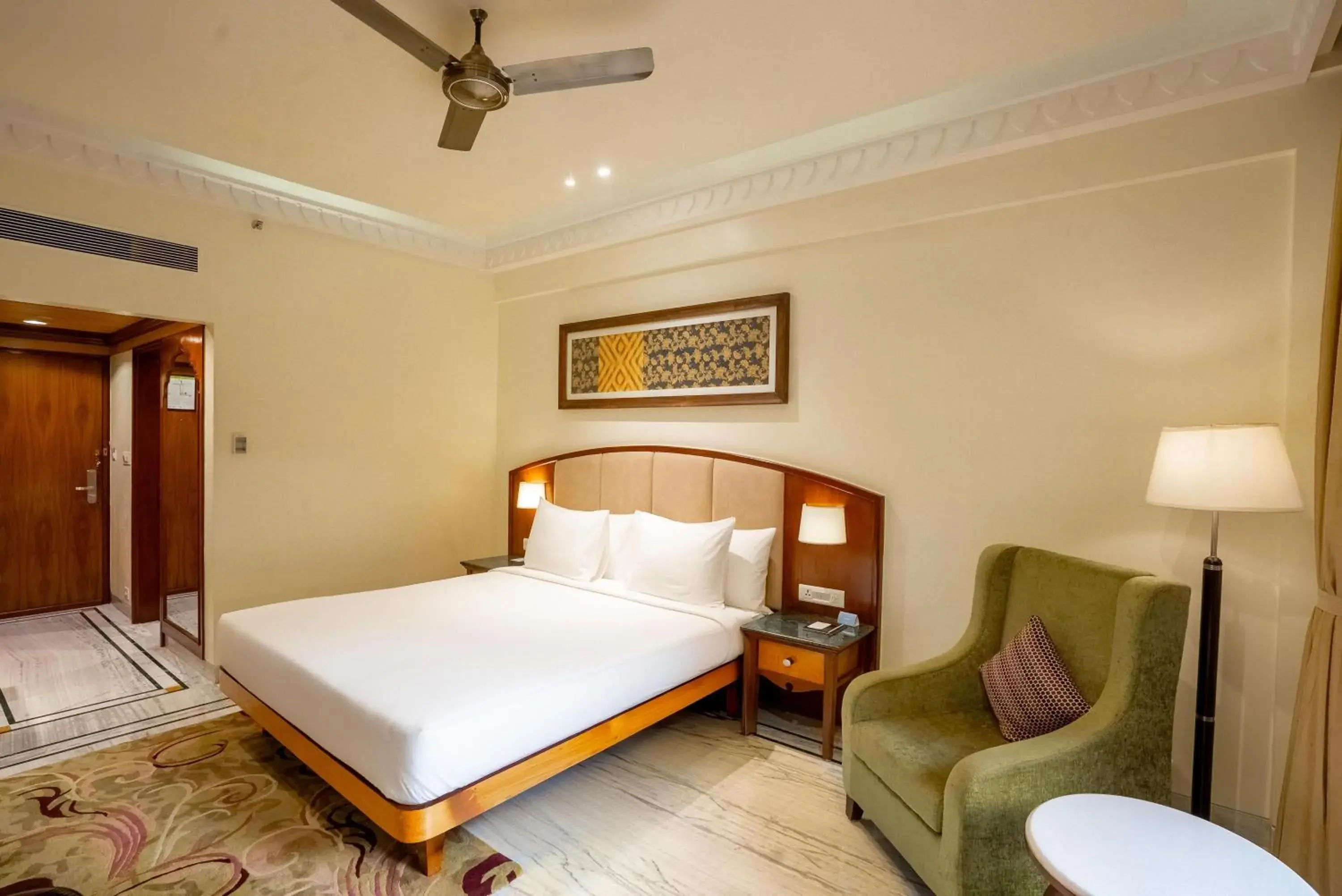 Bedroom, Bed in Radisson Jodhpur Bedroom, Bed in Radisson Jodhpur