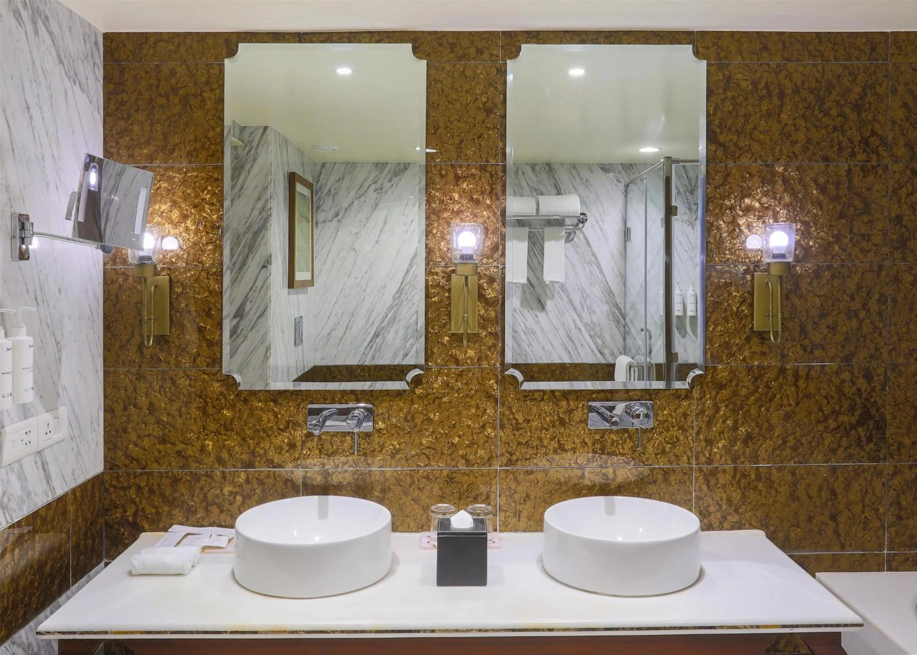 Bathroom in Radisson Jodhpur