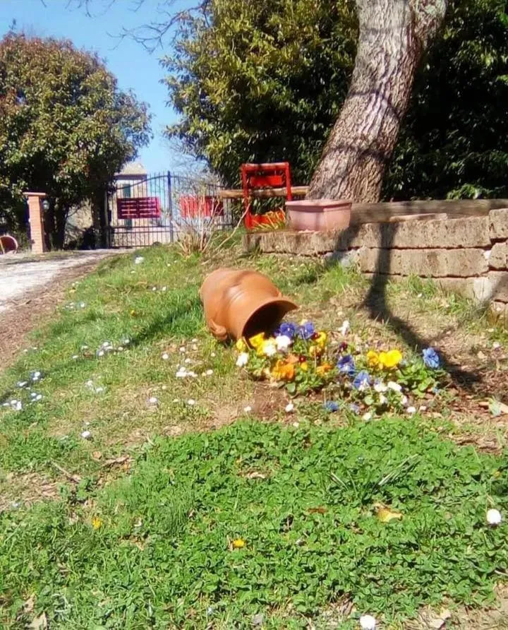 LA GROTTA Bed and Breakfast