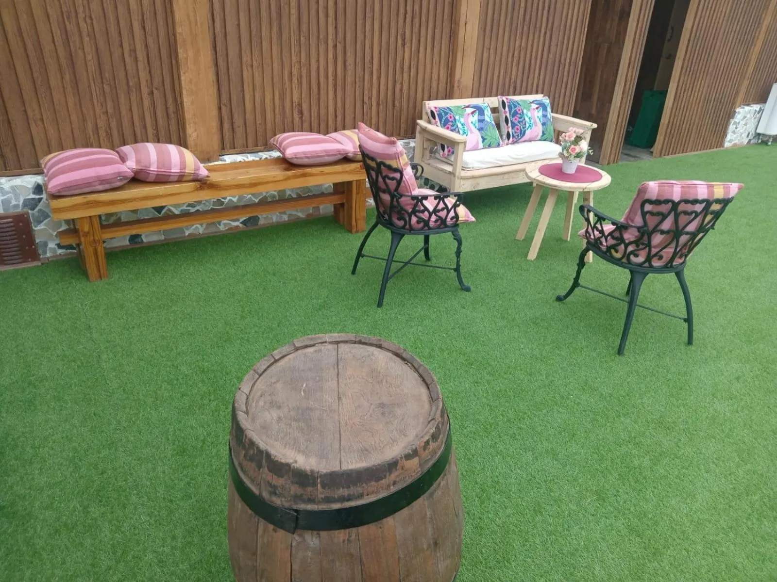 Patio in Hostal Doble E Patagonia