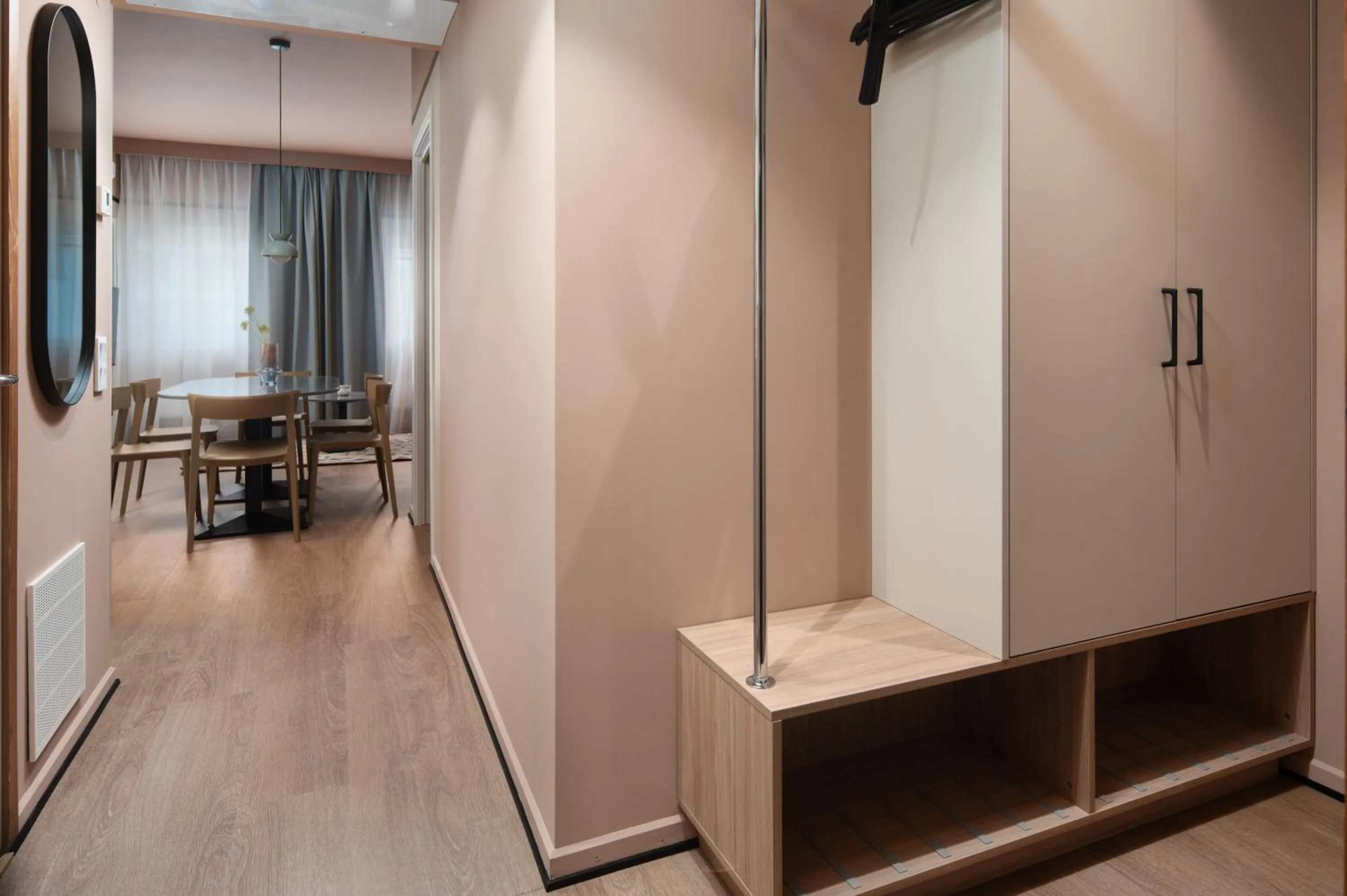 hair dresser in Sky Hotel Apartments, Stockholm