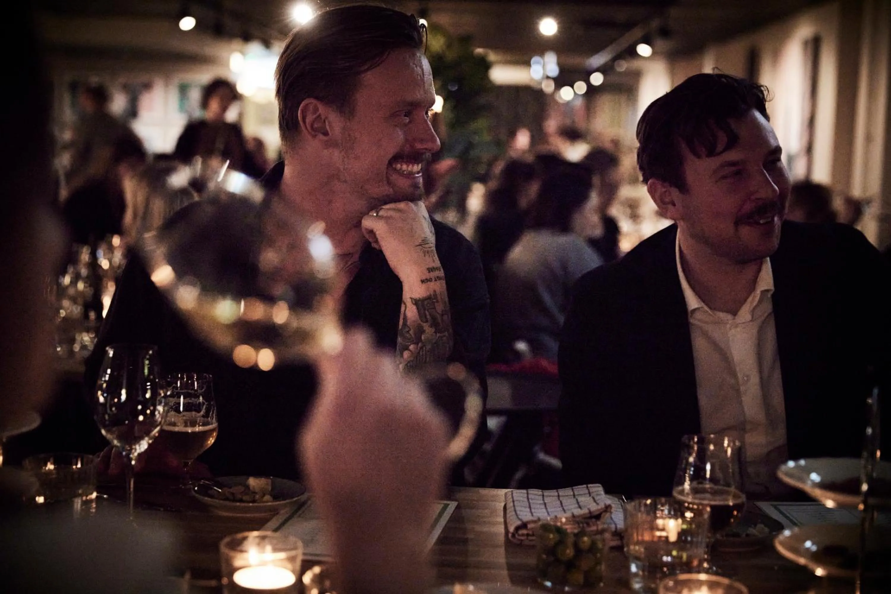 Restaurant/places to eat in Sky Hotel Apartments, Stockholm