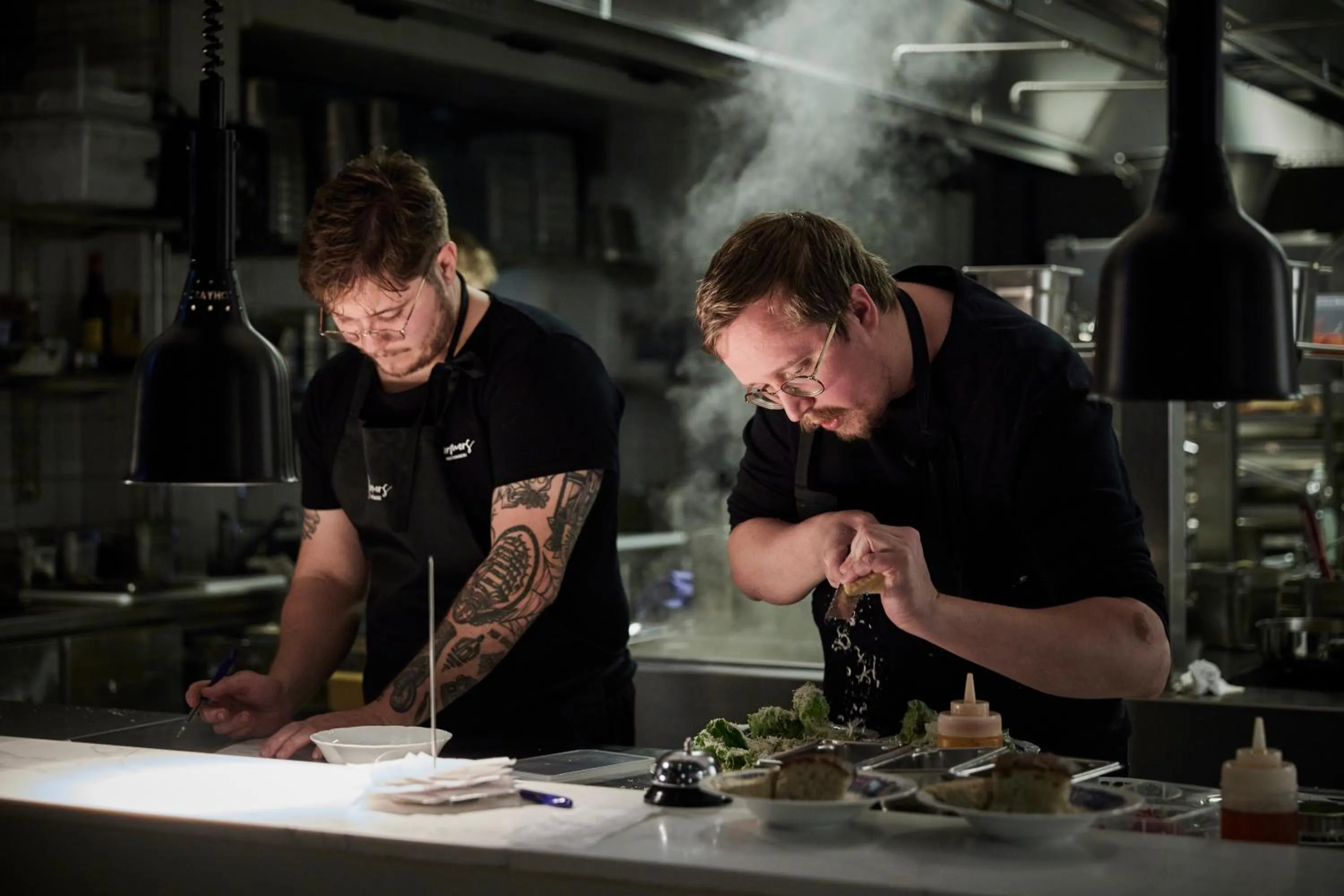 Restaurant/places to eat in Sky Hotel Apartments, Stockholm