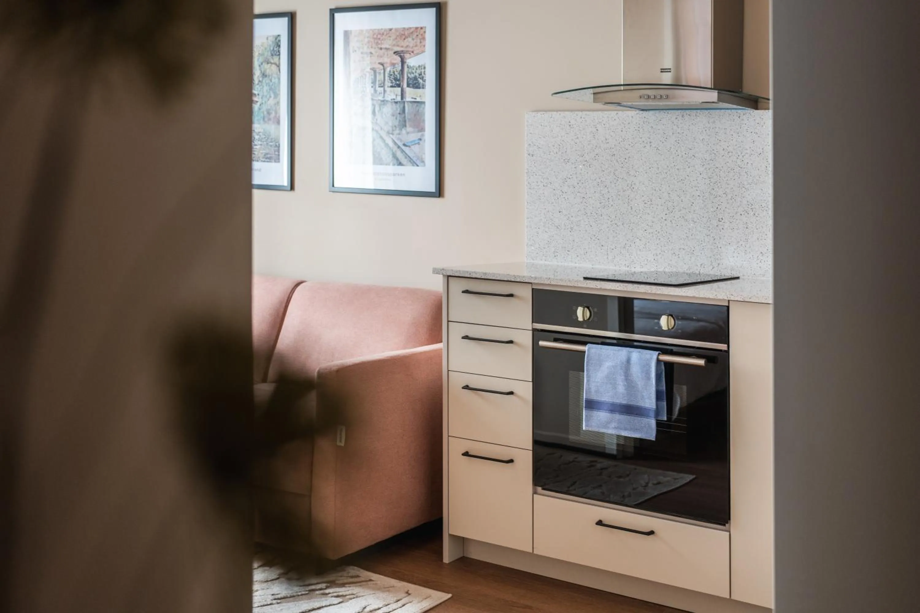 Kitchen or kitchenette in Sky Hotel Apartments, Stockholm