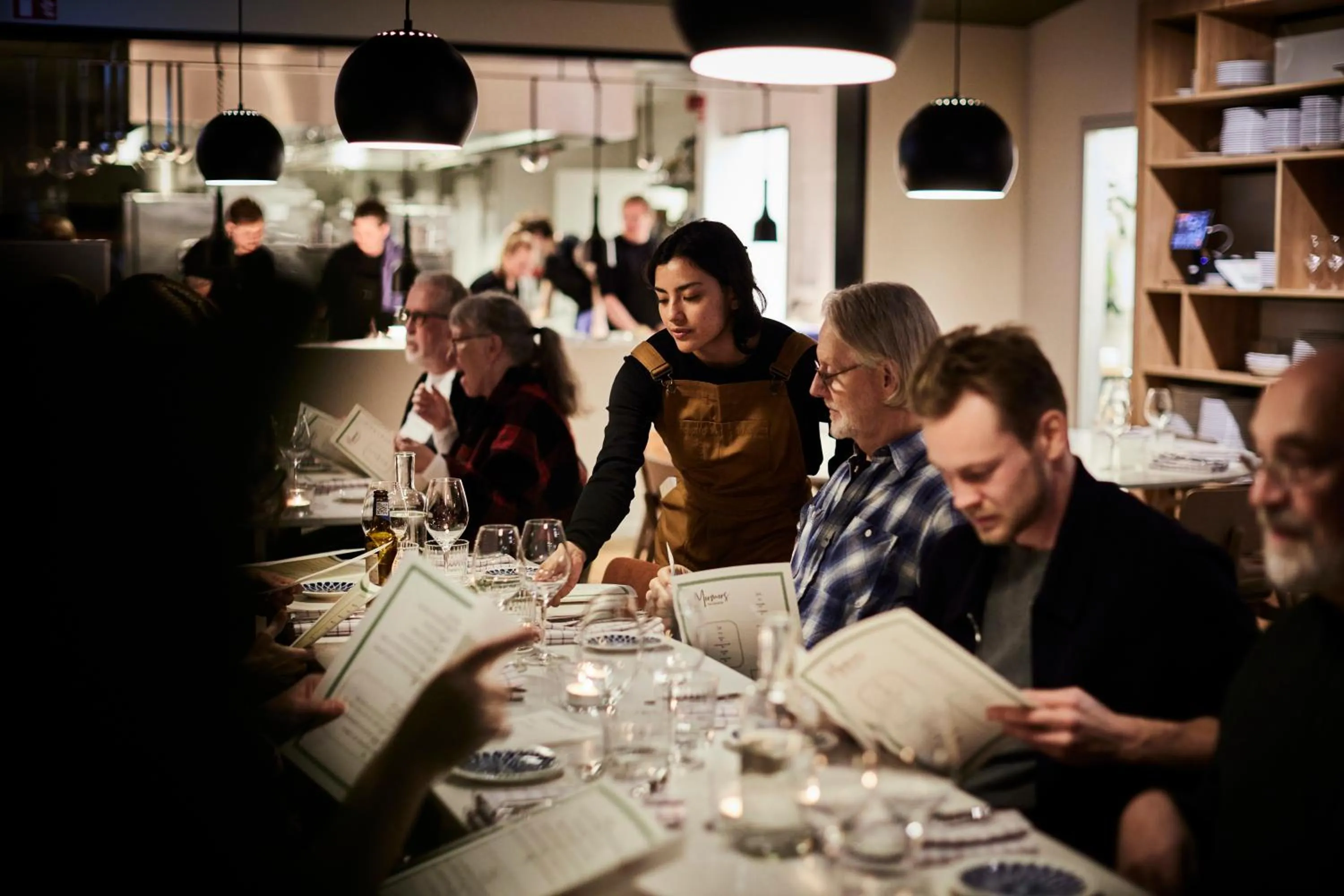 Restaurant/places to eat in Sky Hotel Apartments, Stockholm