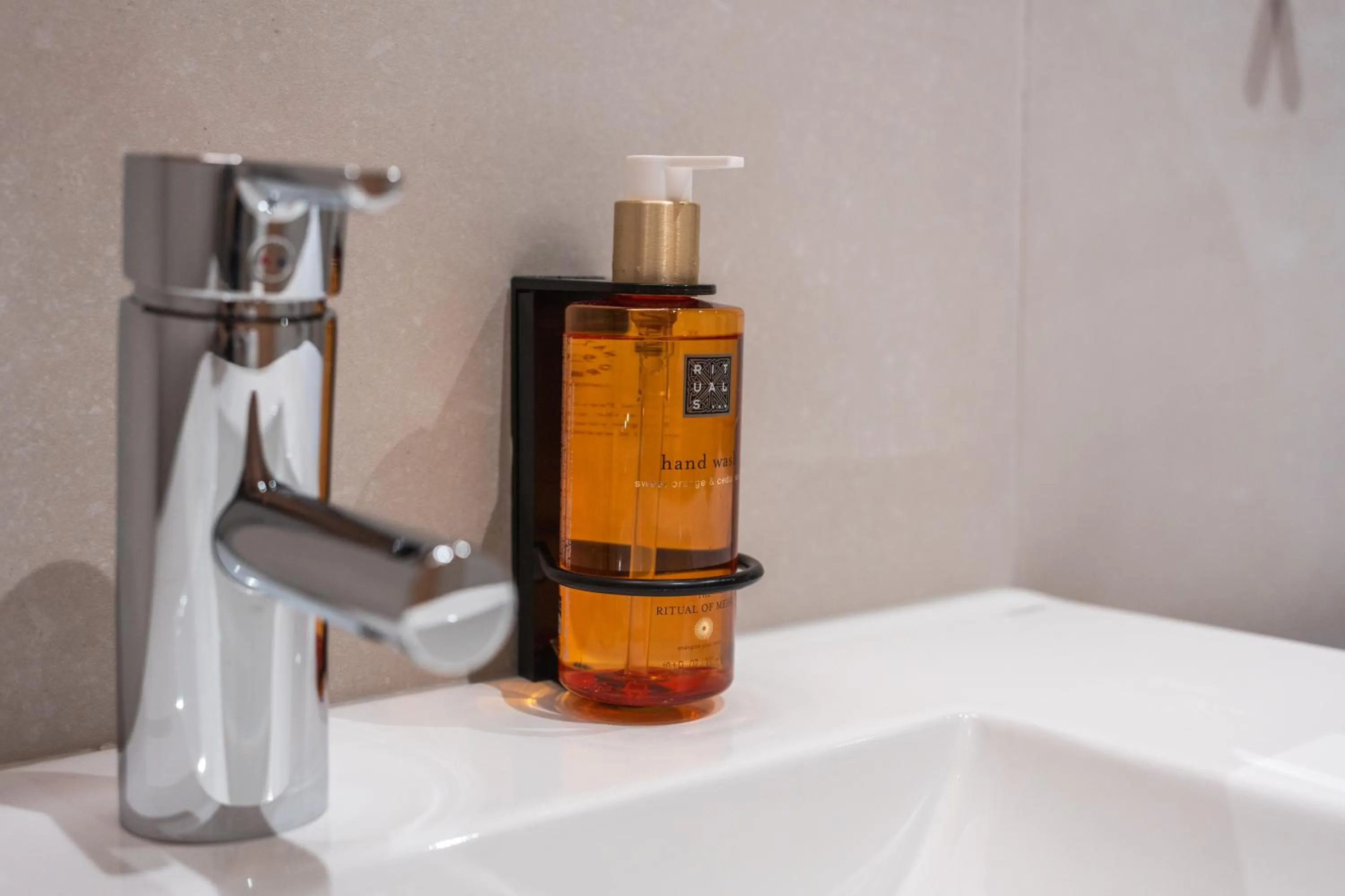 Bathroom in Sky Hotel Apartments, Stockholm