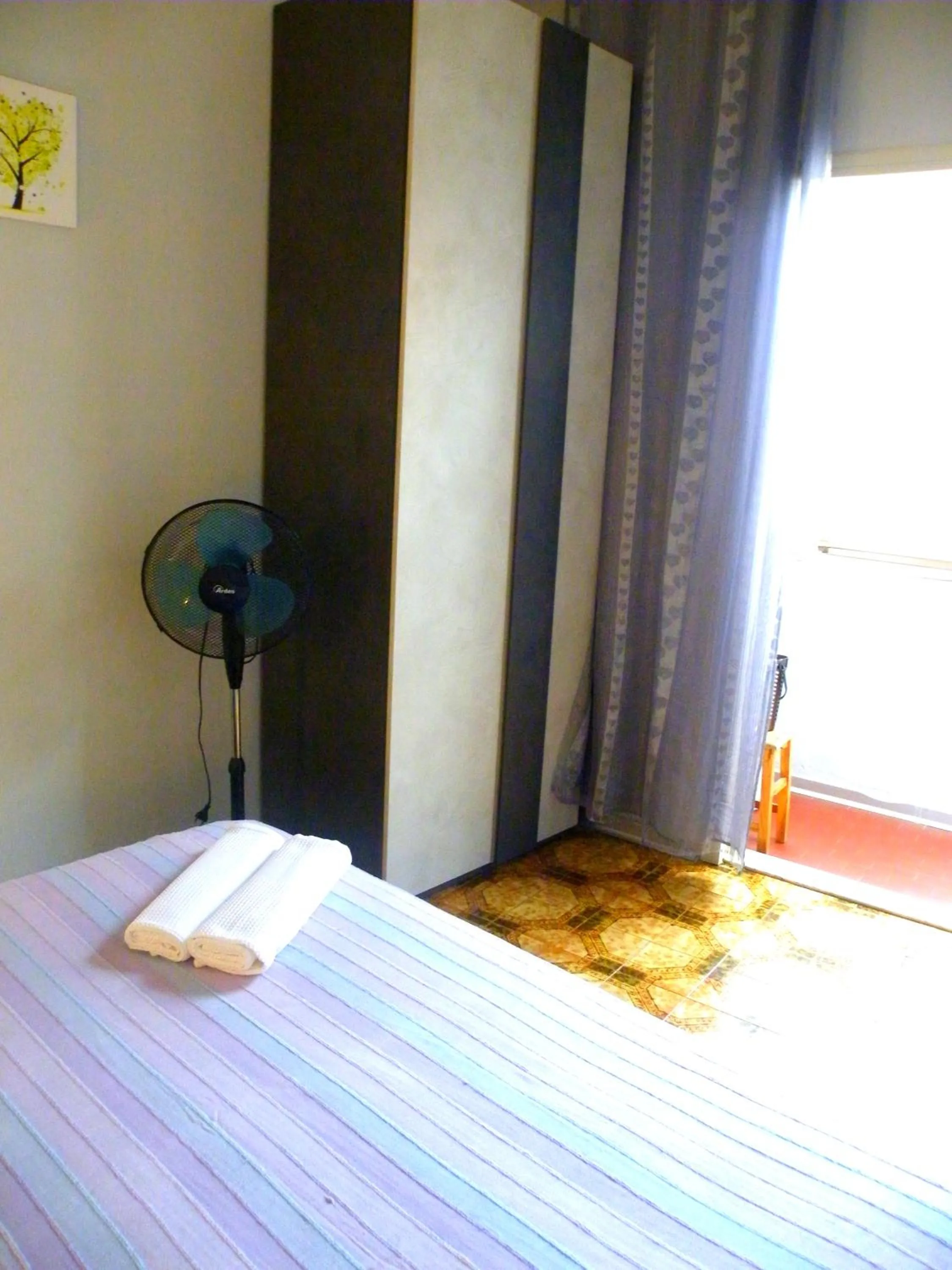 Photo of the whole room, Bed in Alessandro Carro Affittacamere