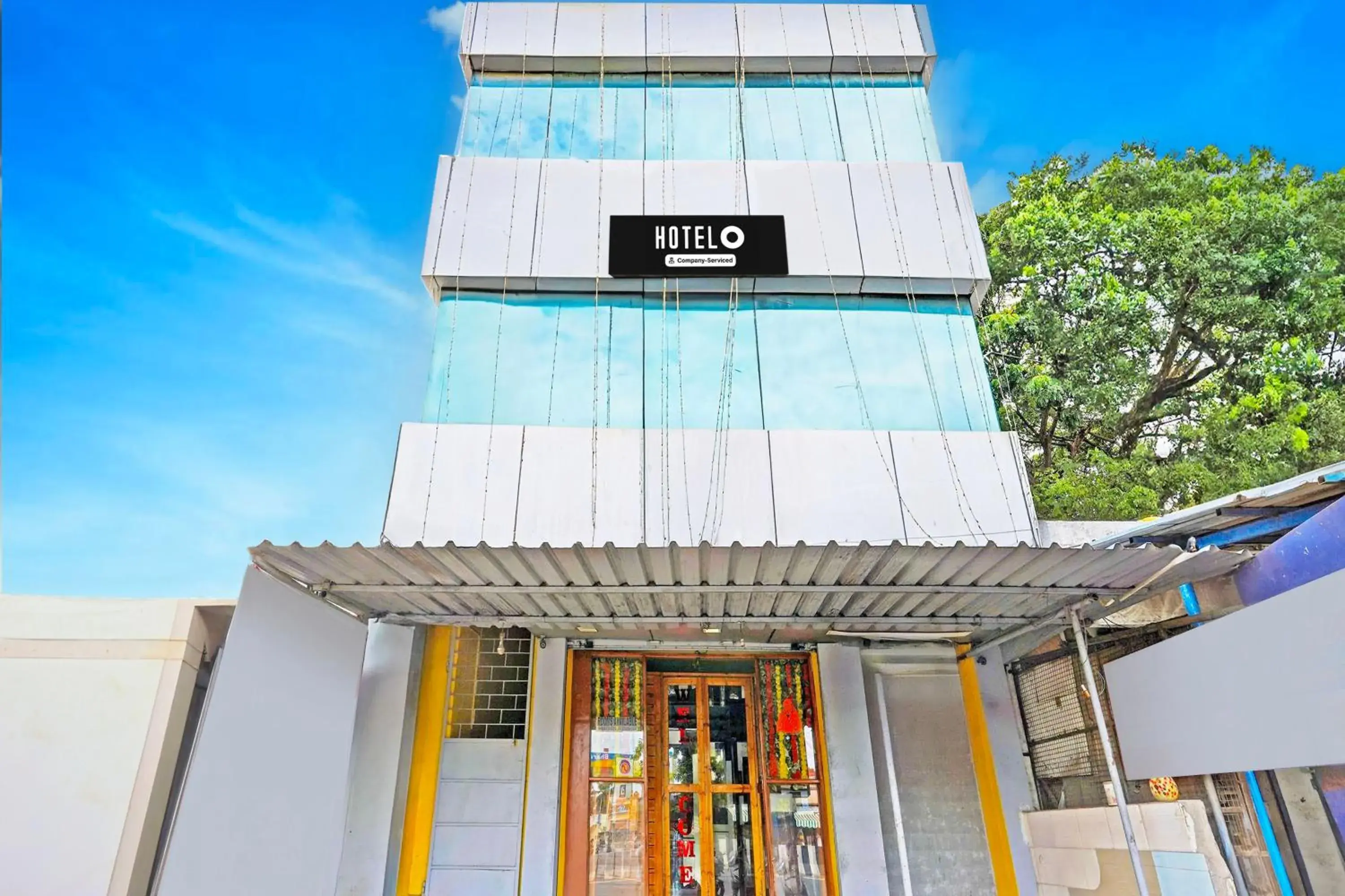 Facade/entrance in Super Hotel O Thavalakuppam Near Bus Stand Facade/entrance in Super Hotel O Thavalakuppam Near Bus Stand