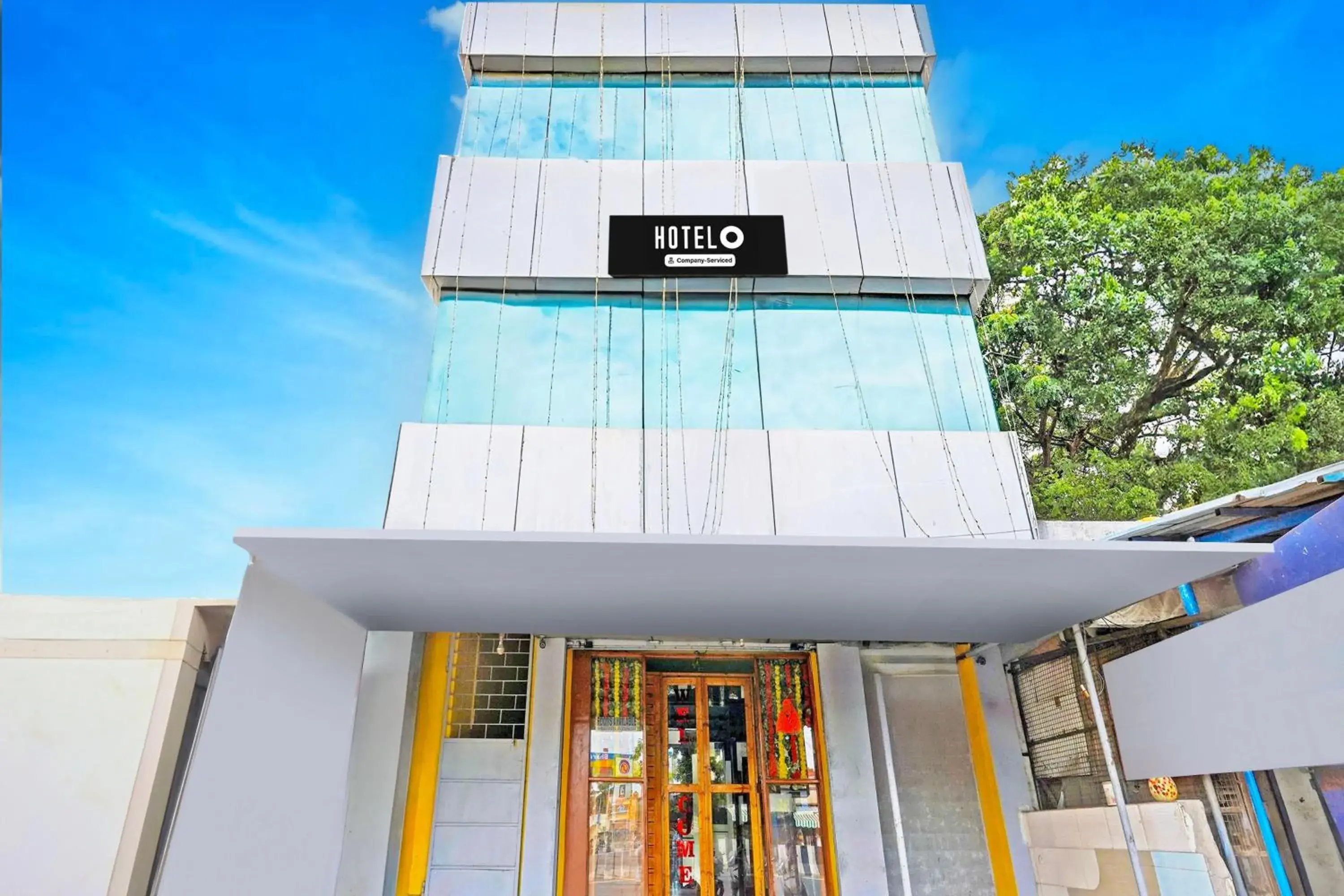 Facade/entrance in Super Hotel O Thavalakuppam Near Bus Stand Facade/entrance in Super Hotel O Thavalakuppam Near Bus Stand