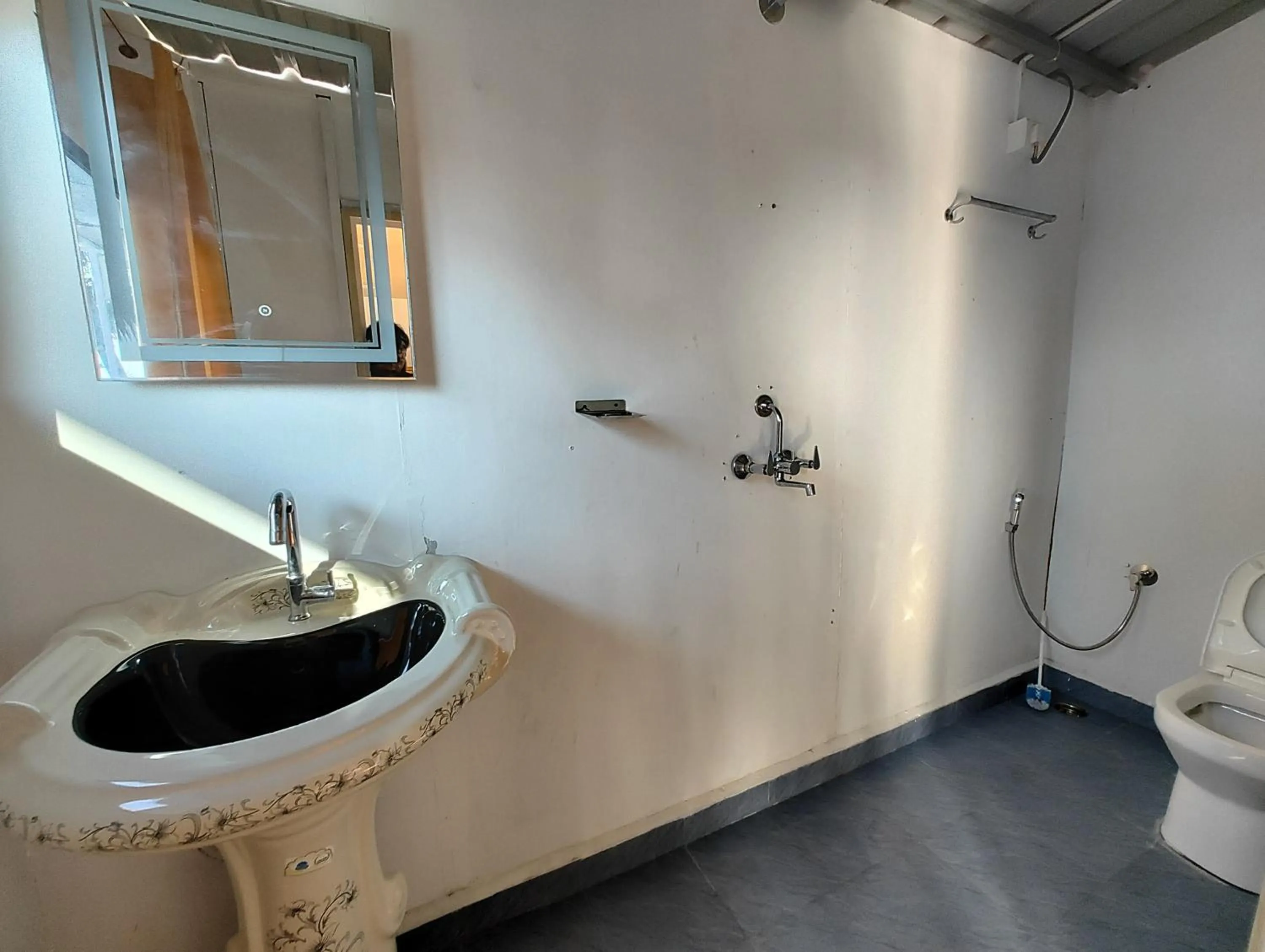 Hilltop Seaview Palolem Goa