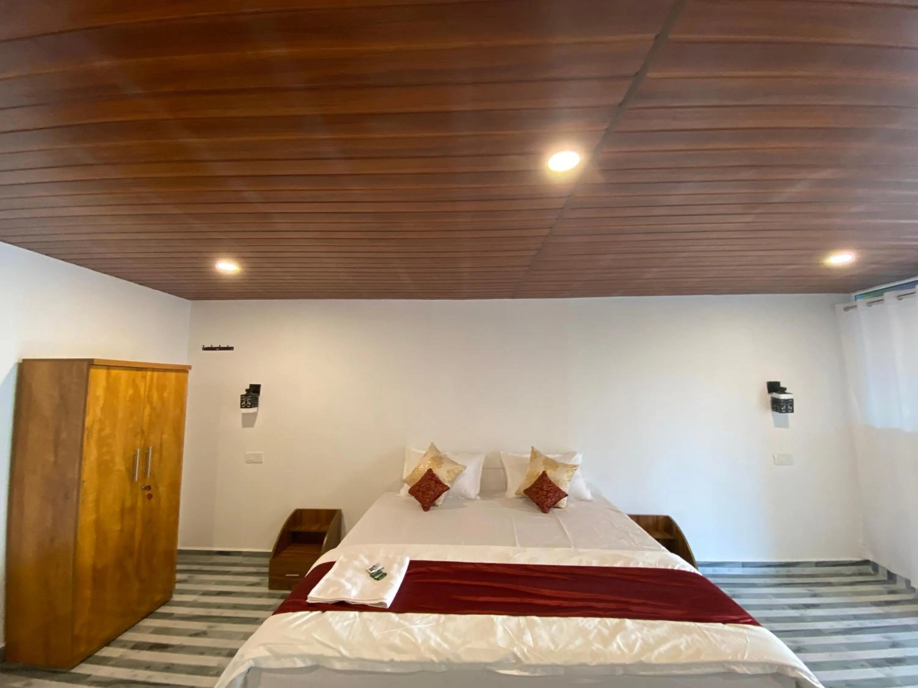 Bed in Hilltop Seaview Palolem Goa