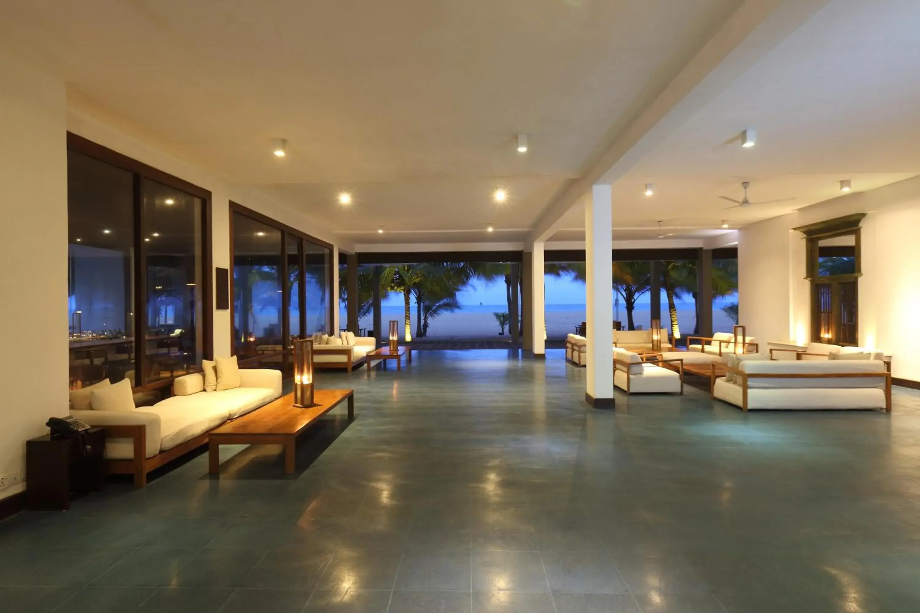 Lobby or reception, Bed in Jetwing Blue Lobby or reception, Bed in Jetwing Blue