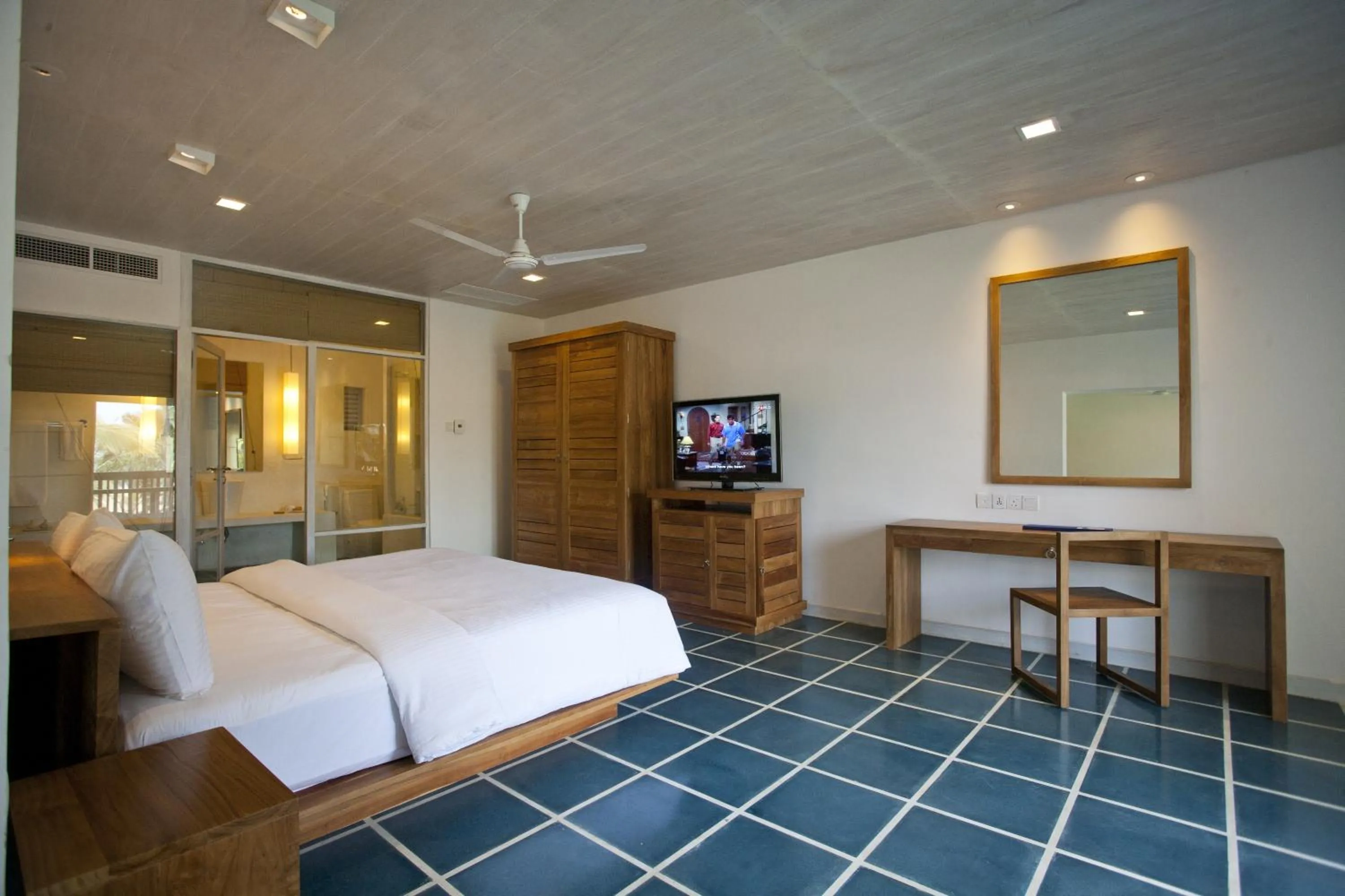 Bedroom, Bed in Jetwing Blue