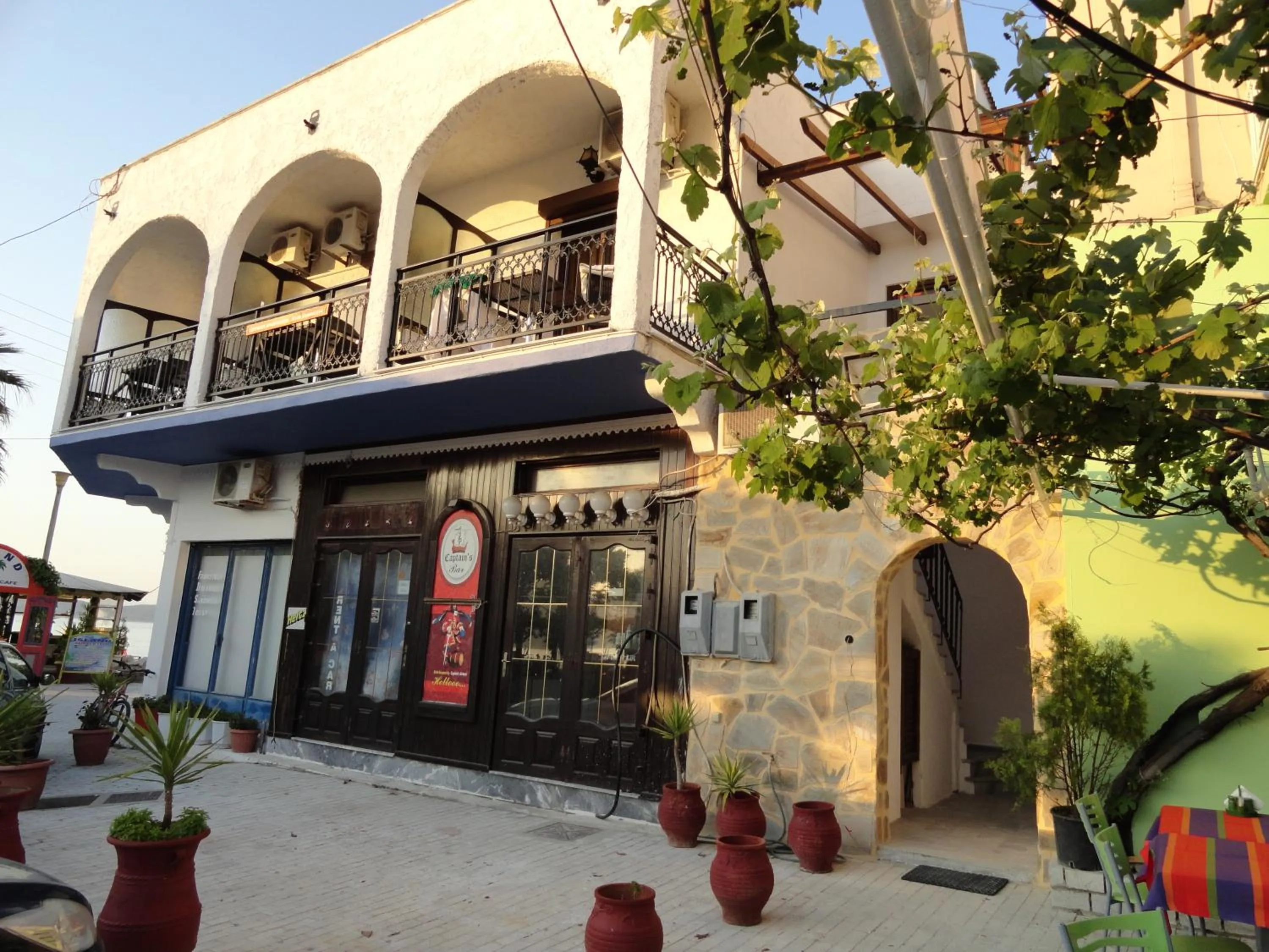 Property building in Captain's Beach Apartments