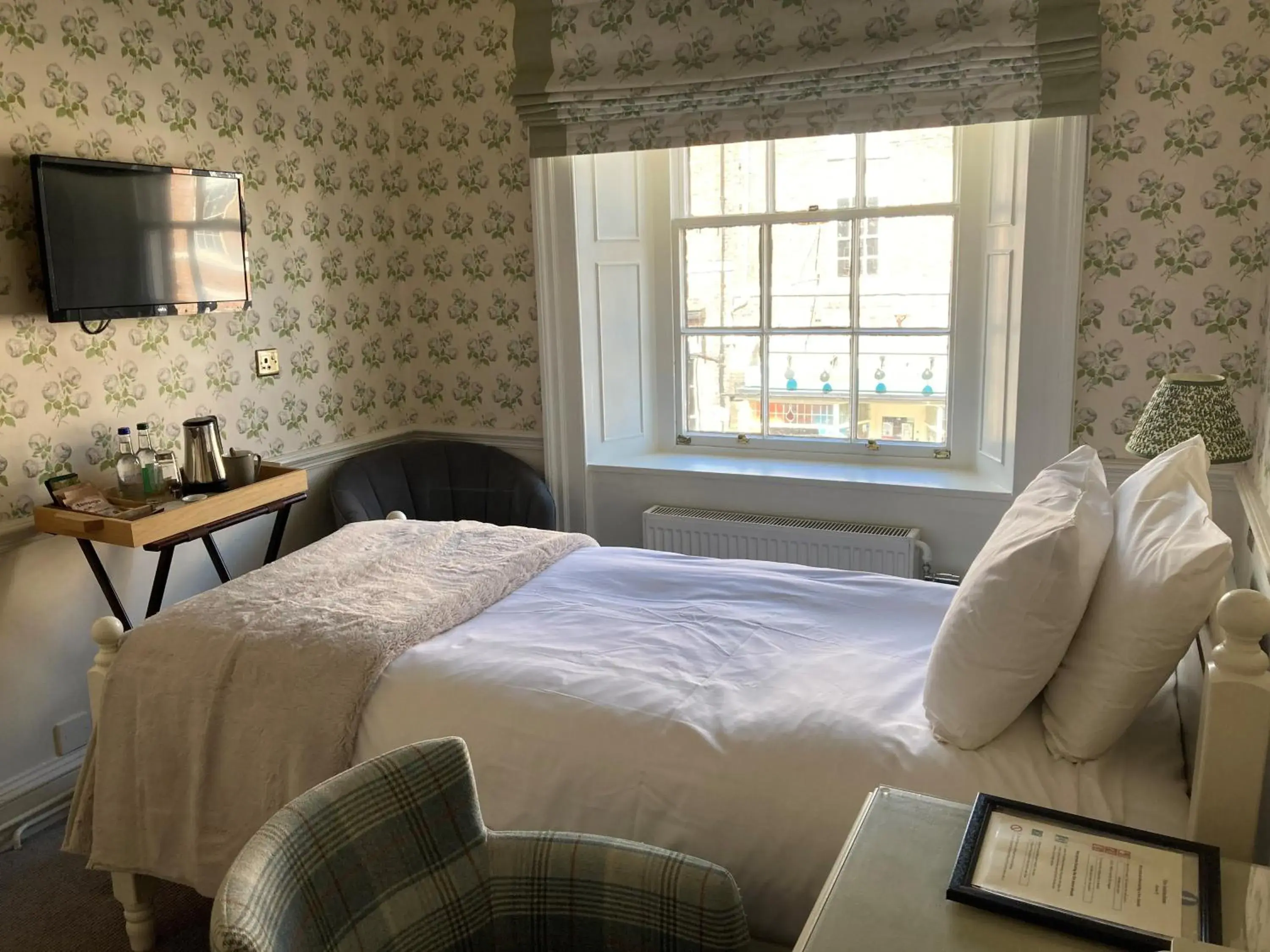 Bed in The Swan at Tarporley Bed in The Swan at Tarporley