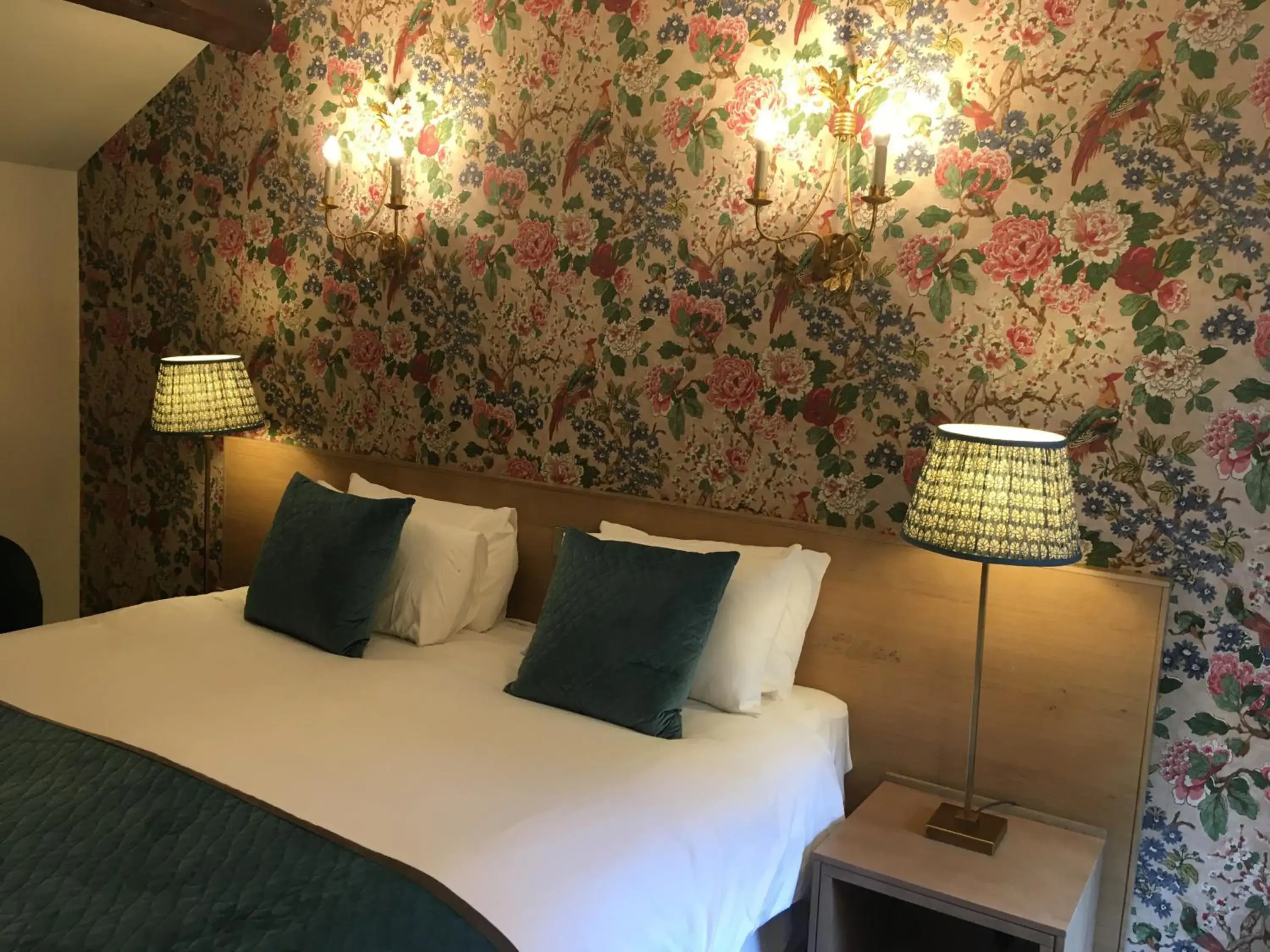 Bed in The Swan at Tarporley Bed in The Swan at Tarporley