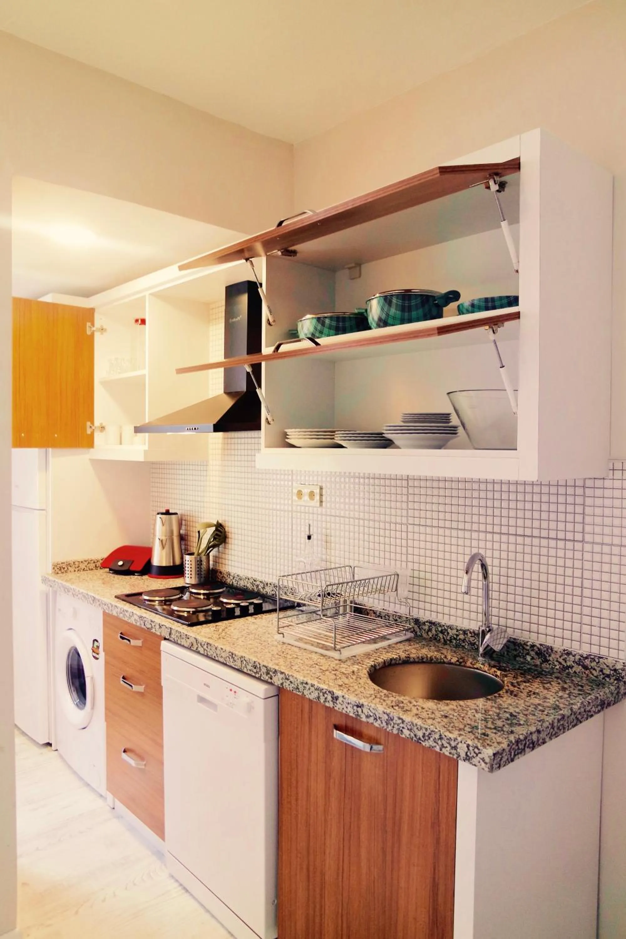 Kitchen or kitchenette in Ale Boutique Apartments