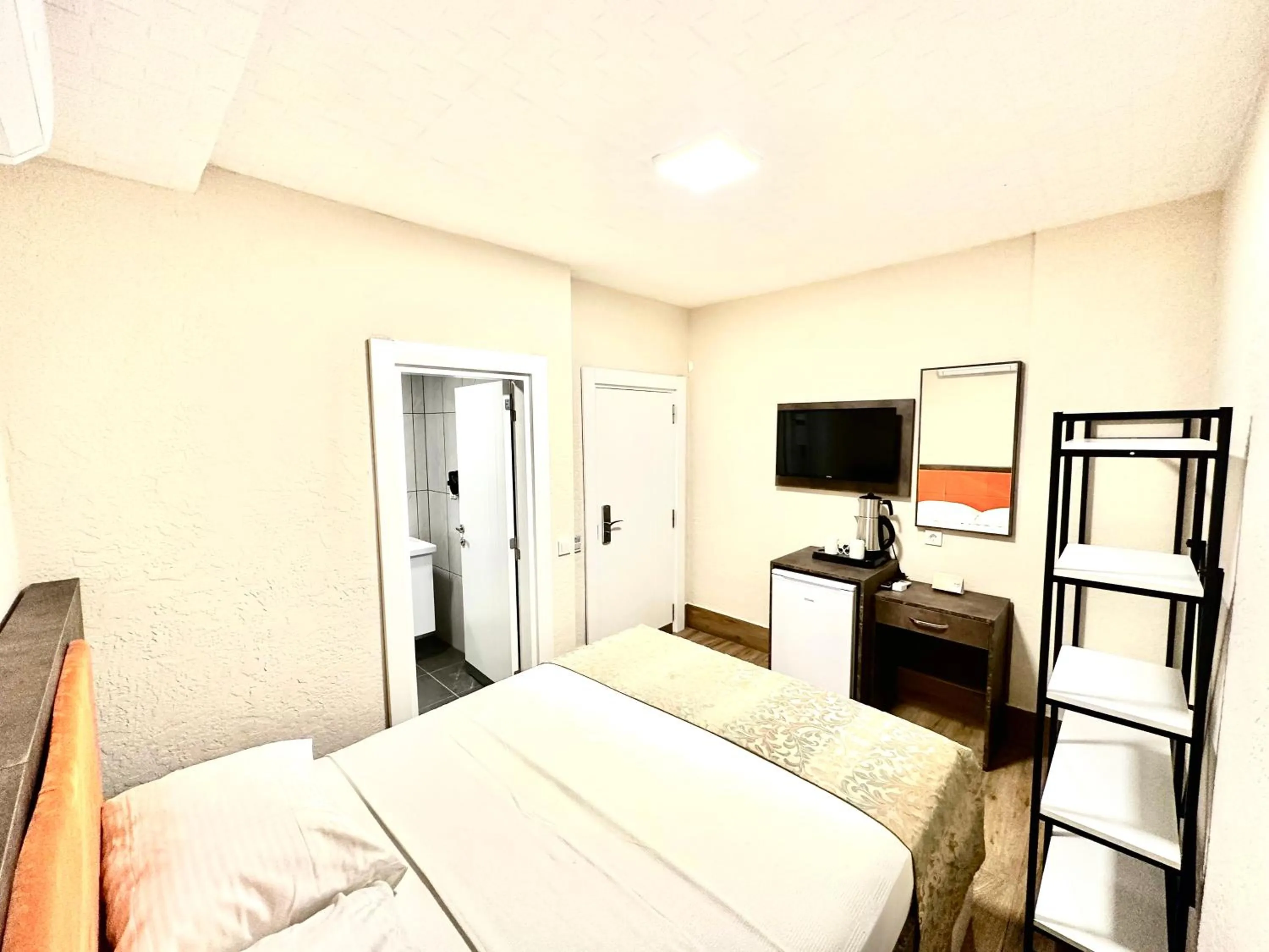 Bed in Ale Boutique Apartments