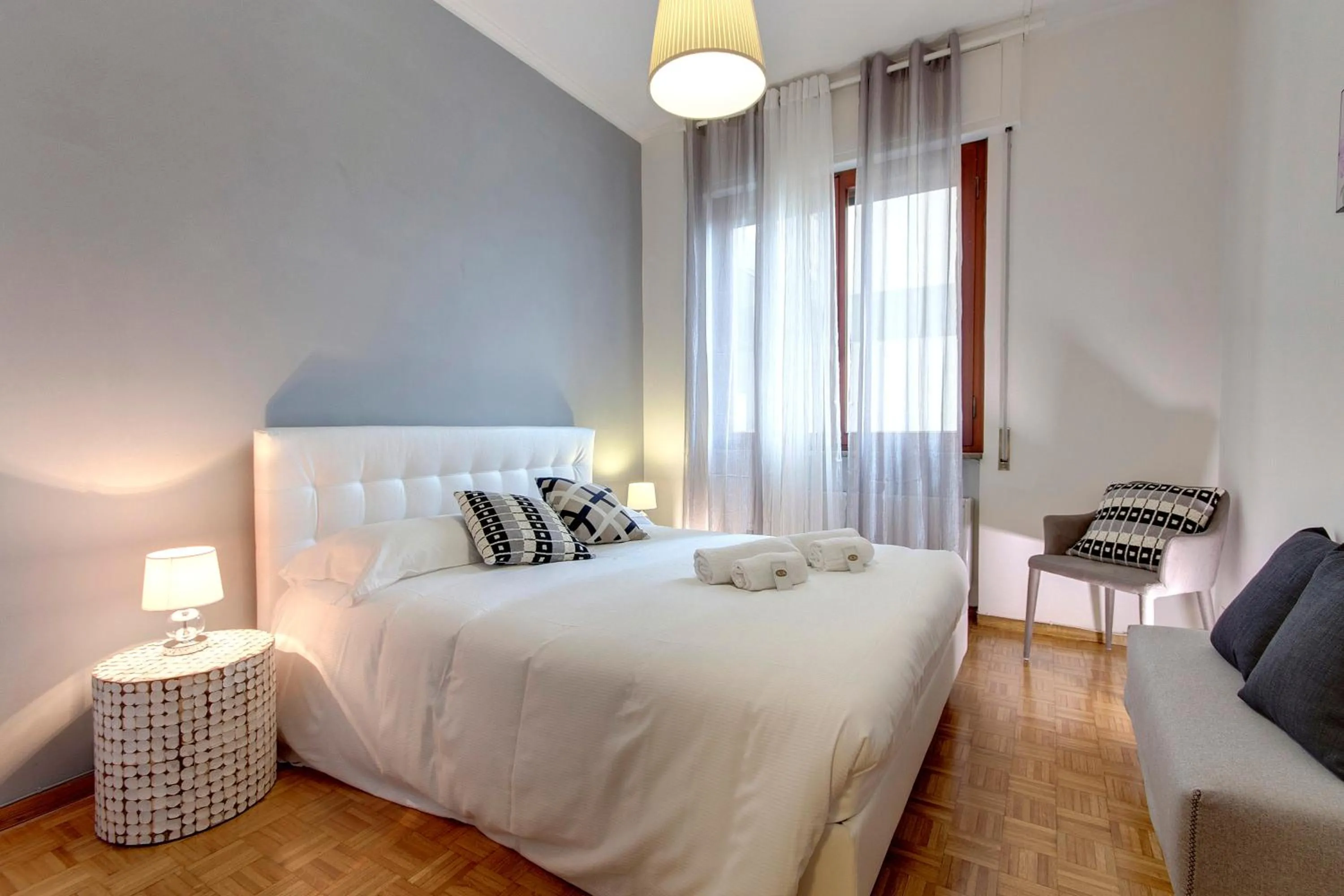 Lungarno Apartment by Mamo Florence