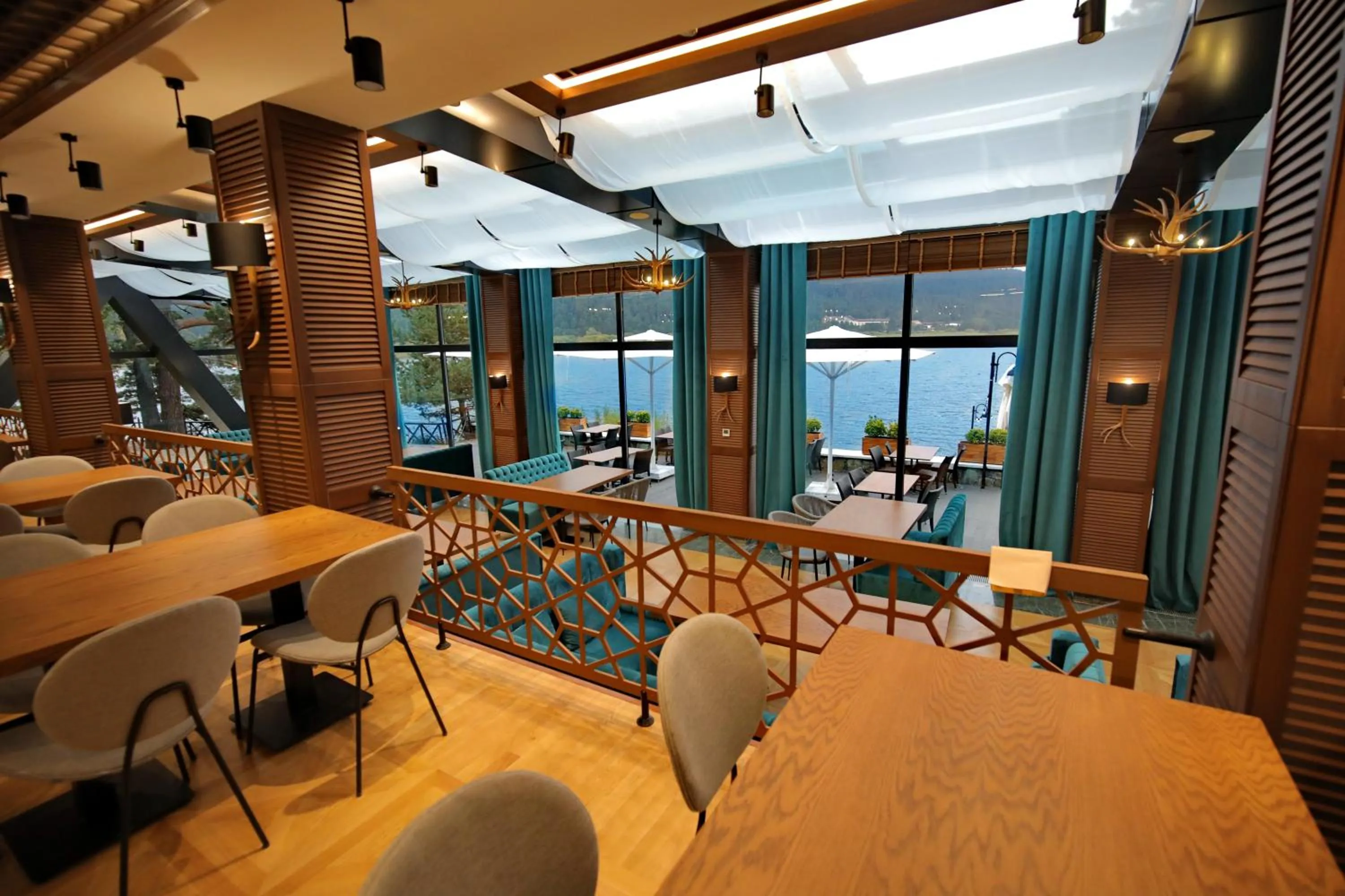 Restaurant/places to eat in Abant Kosk Oteli