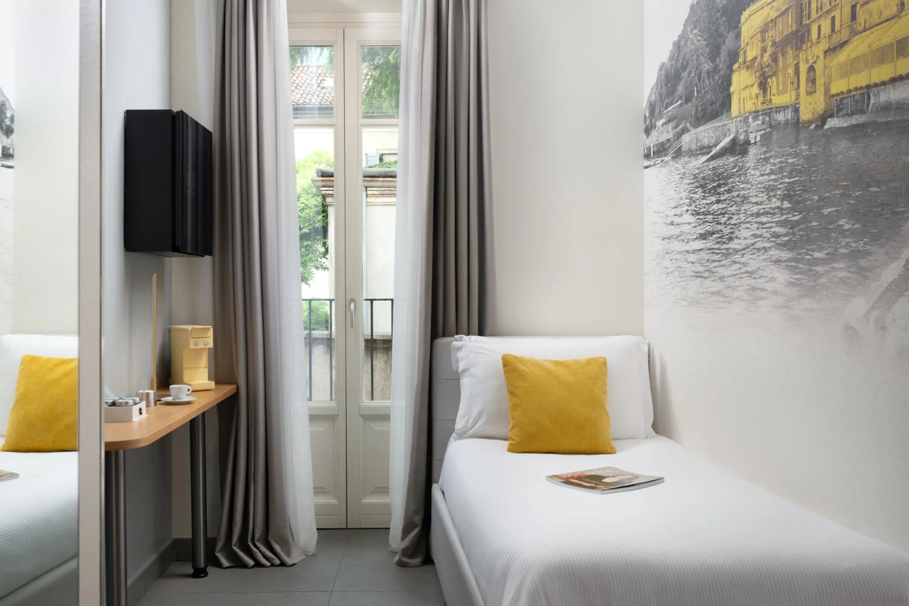 Bedroom, Bed in Avenue Boutique Hotel