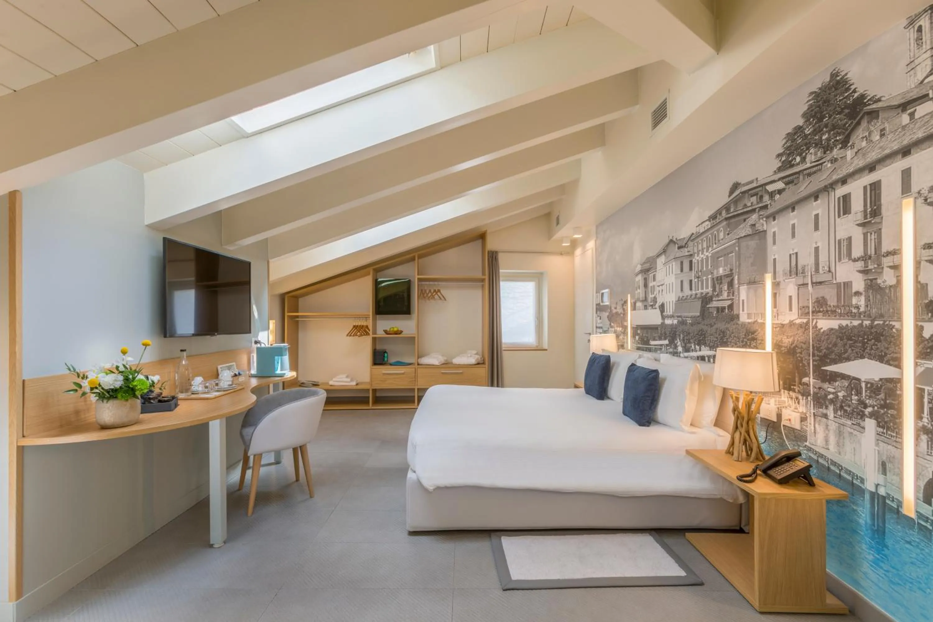 Bed in Avenue Boutique Hotel