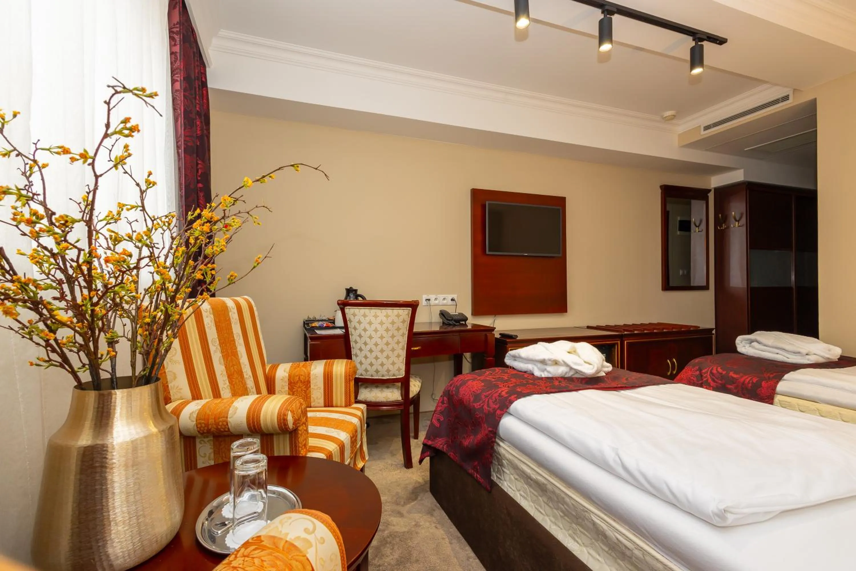 Bed in Grand Hotel Sole