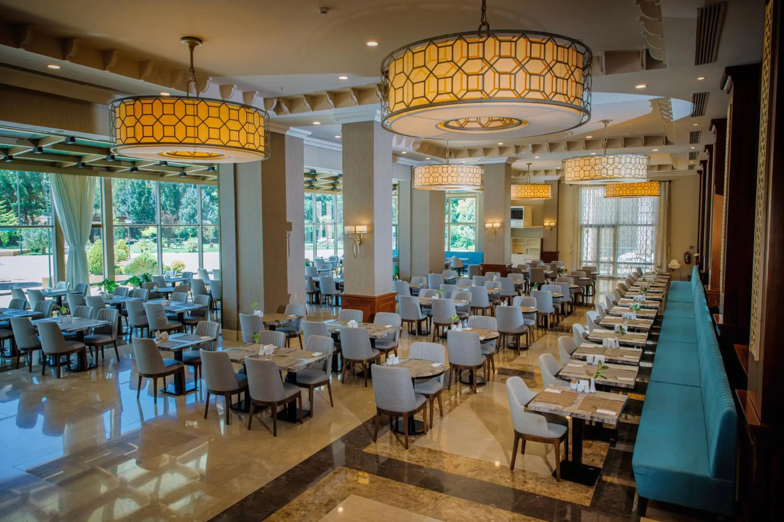 Restaurant/places to eat in Ramada Plaza by Wyndham Mardin Restaurant/places to eat in Ramada Plaza by Wyndham Mardin