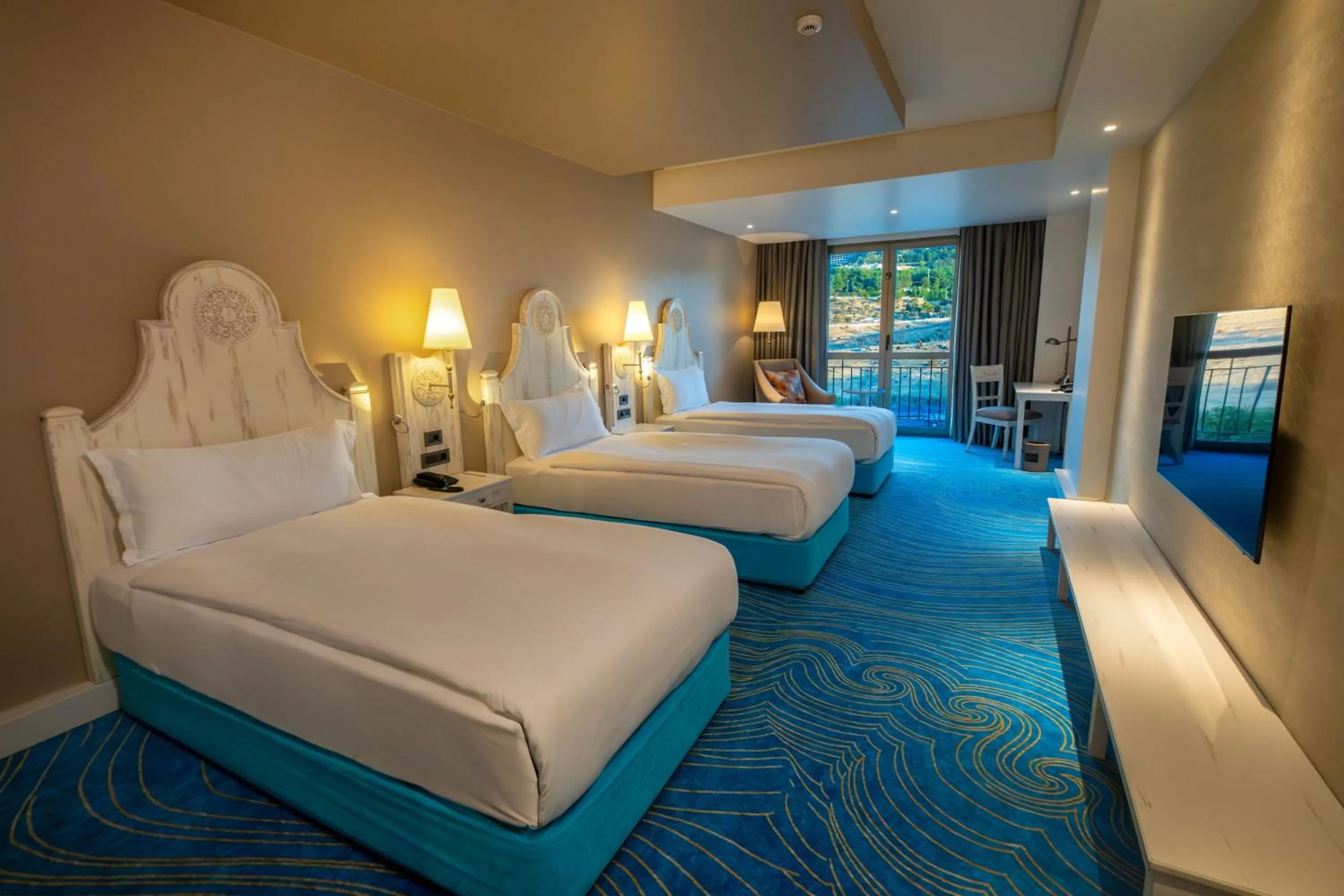 Photo of the whole room, Bed in Ramada Plaza by Wyndham Mardin