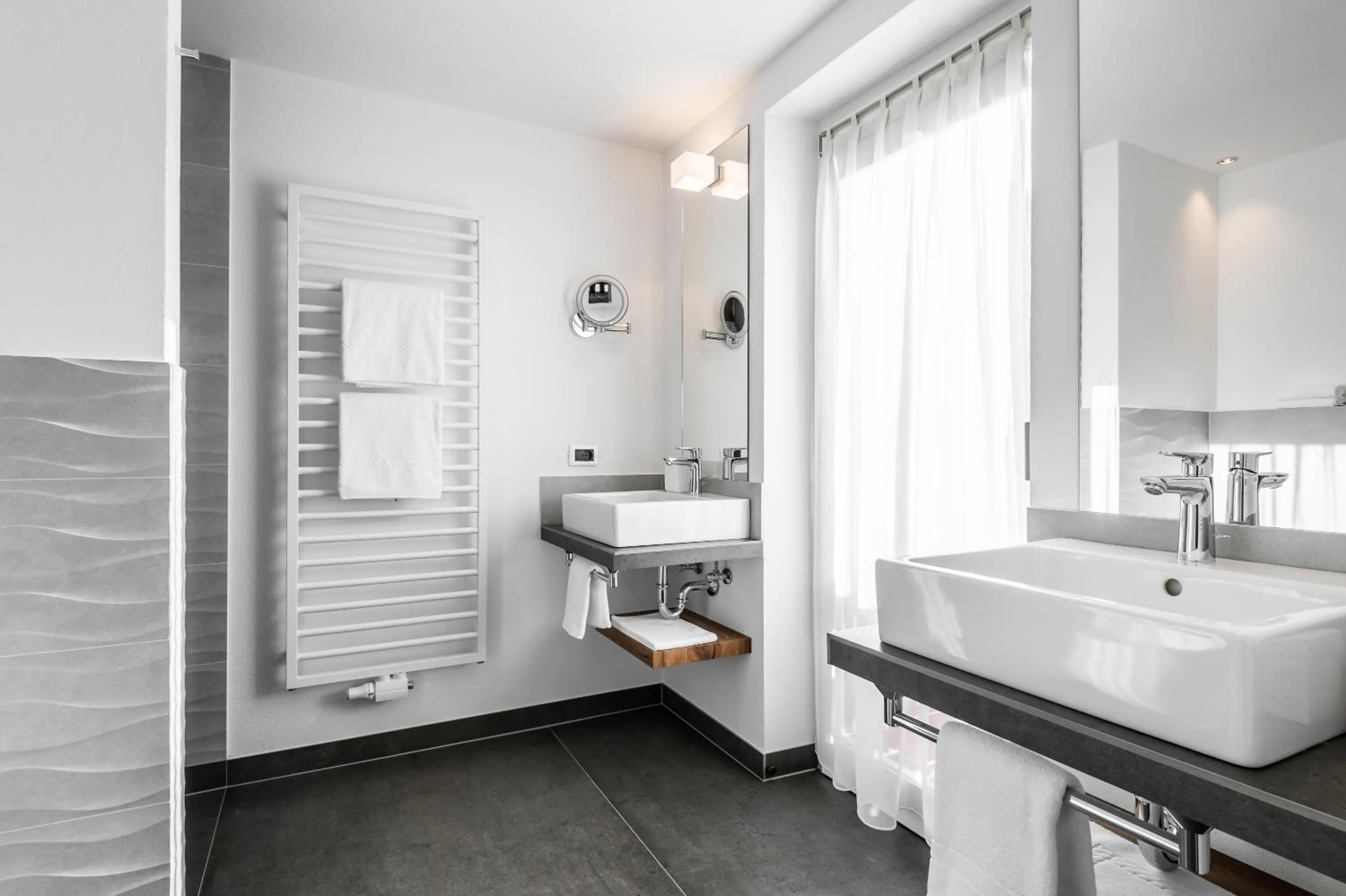 Shower in Hotel Pradat